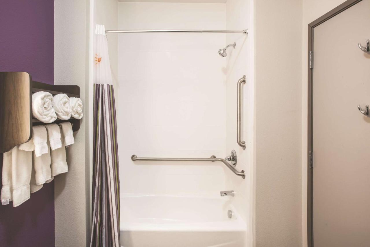 La Quinta Inn & Suites by Wyndham Lubbock South