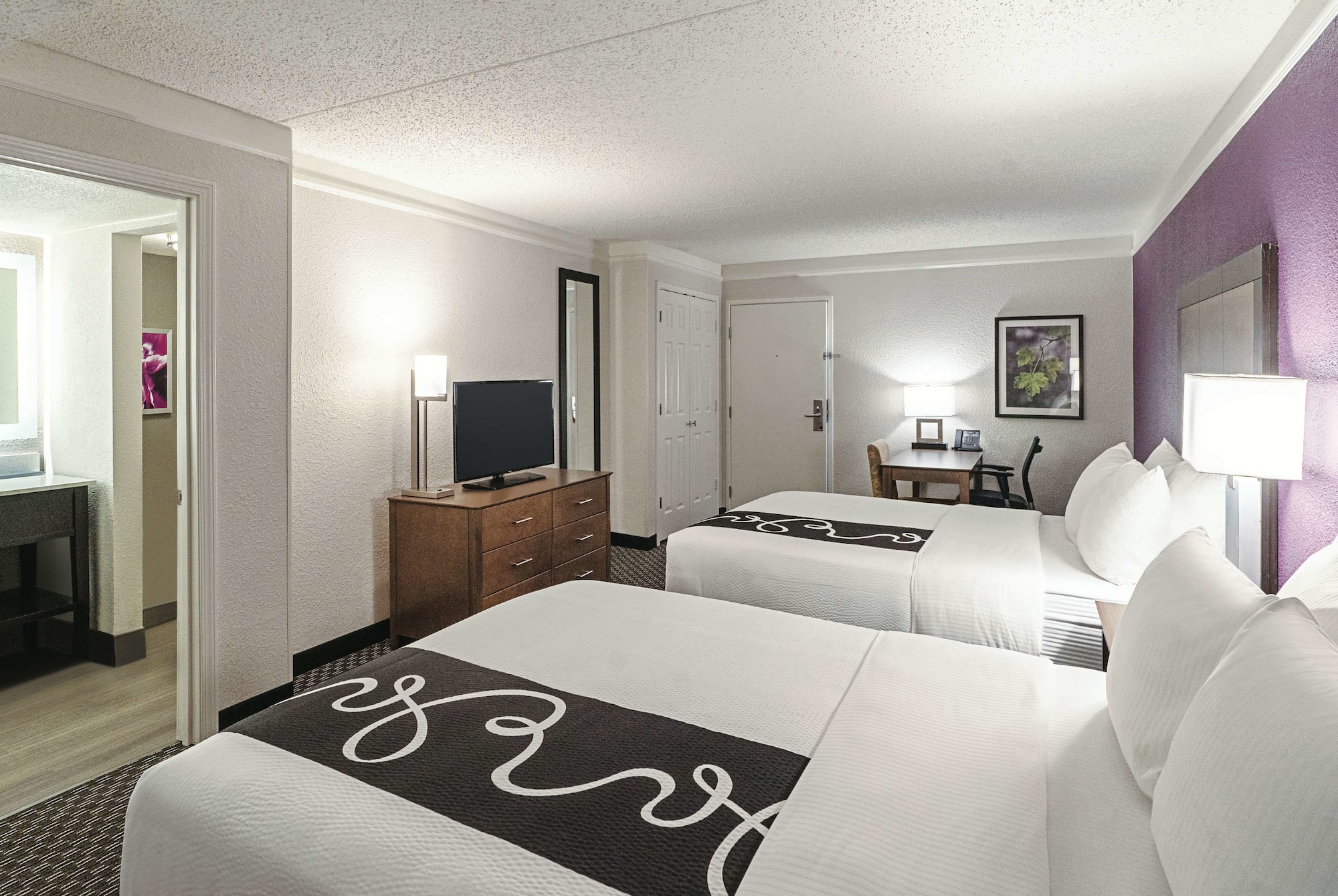 La Quinta Inn & Suites by Wyndham Lubbock West Medical Centr