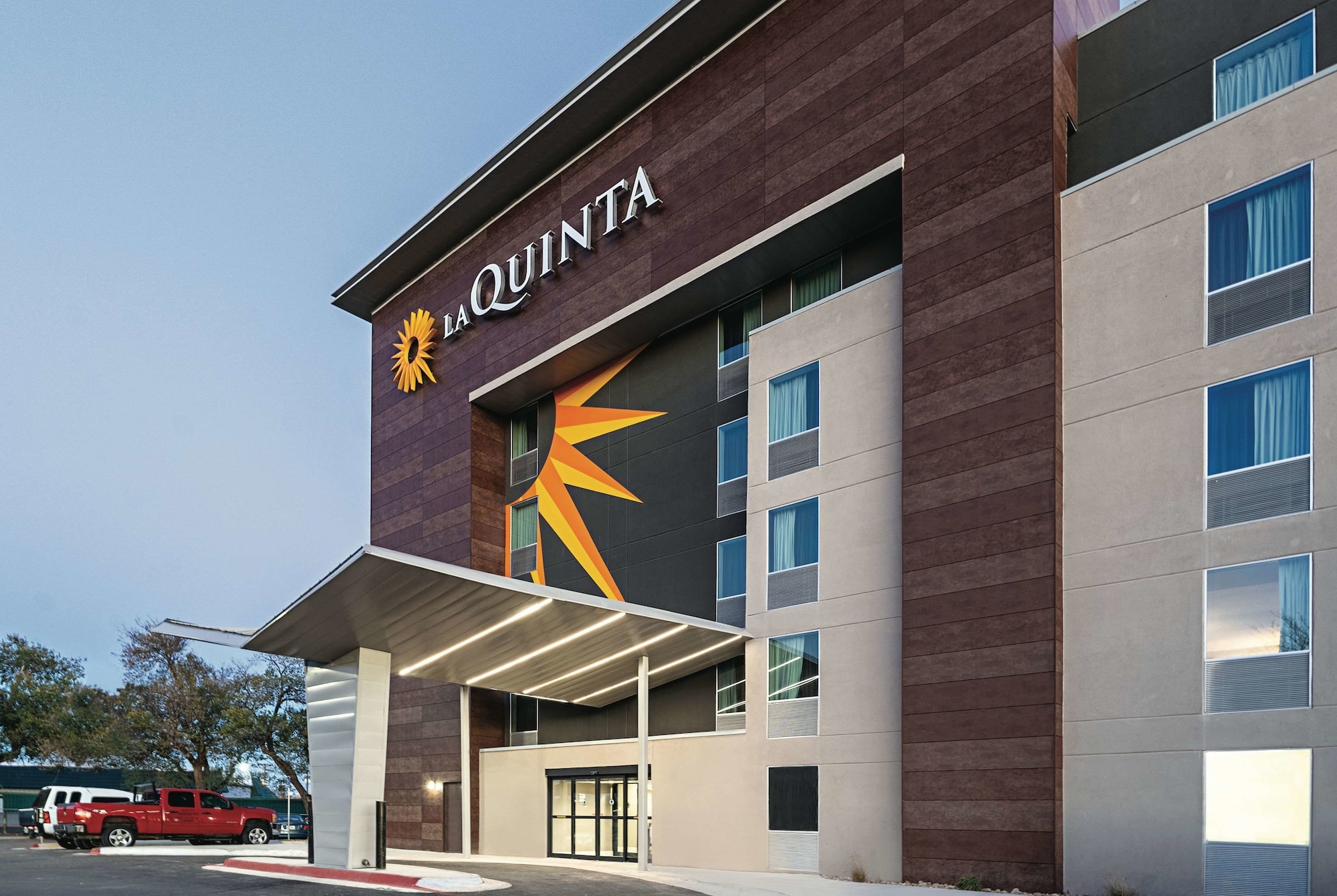 La Quinta Inn & Suites by Wyndham Lubbock West Medical Centr