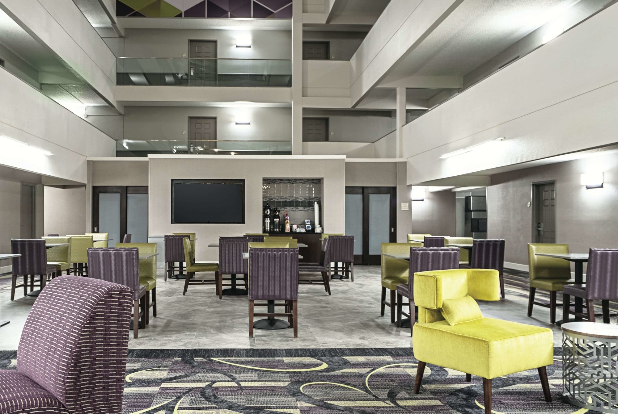 La Quinta Inn & Suites by Wyndham Lubbock West Medical Centr