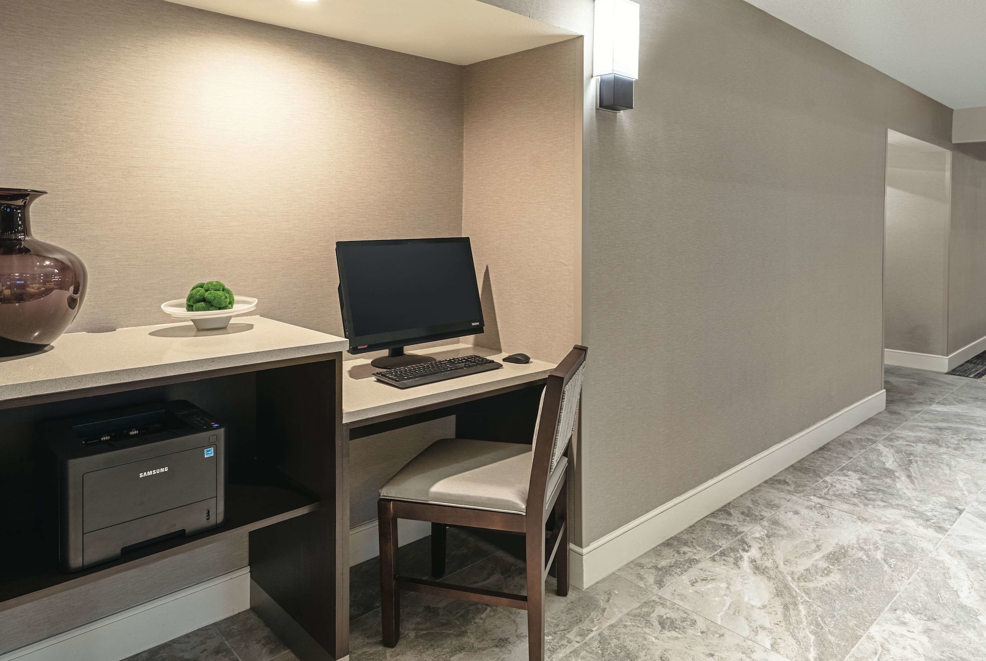 La Quinta Inn & Suites by Wyndham Lubbock West Medical Centr