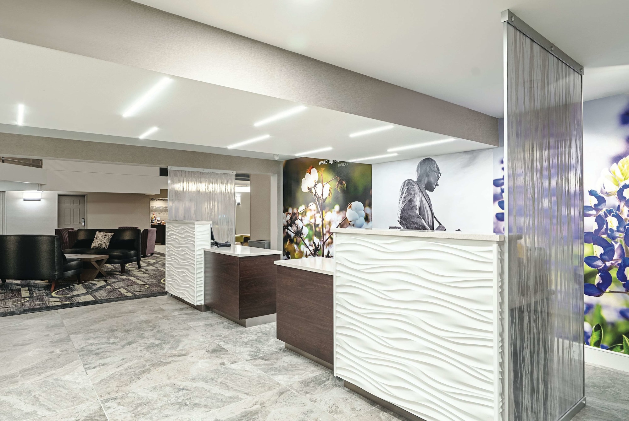La Quinta Inn & Suites by Wyndham Lubbock West Medical Centr