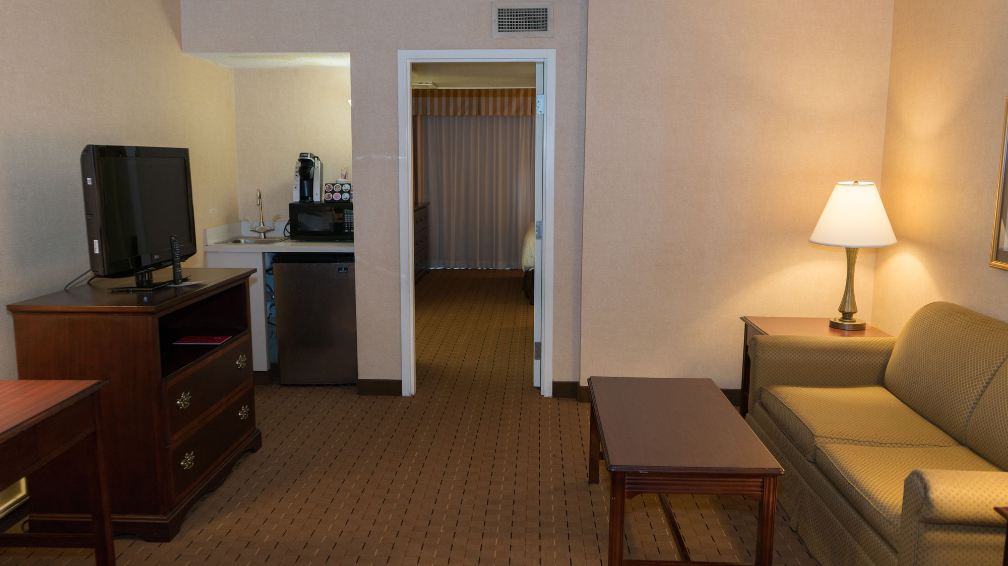 MCM Eleganté Hotel & Suites