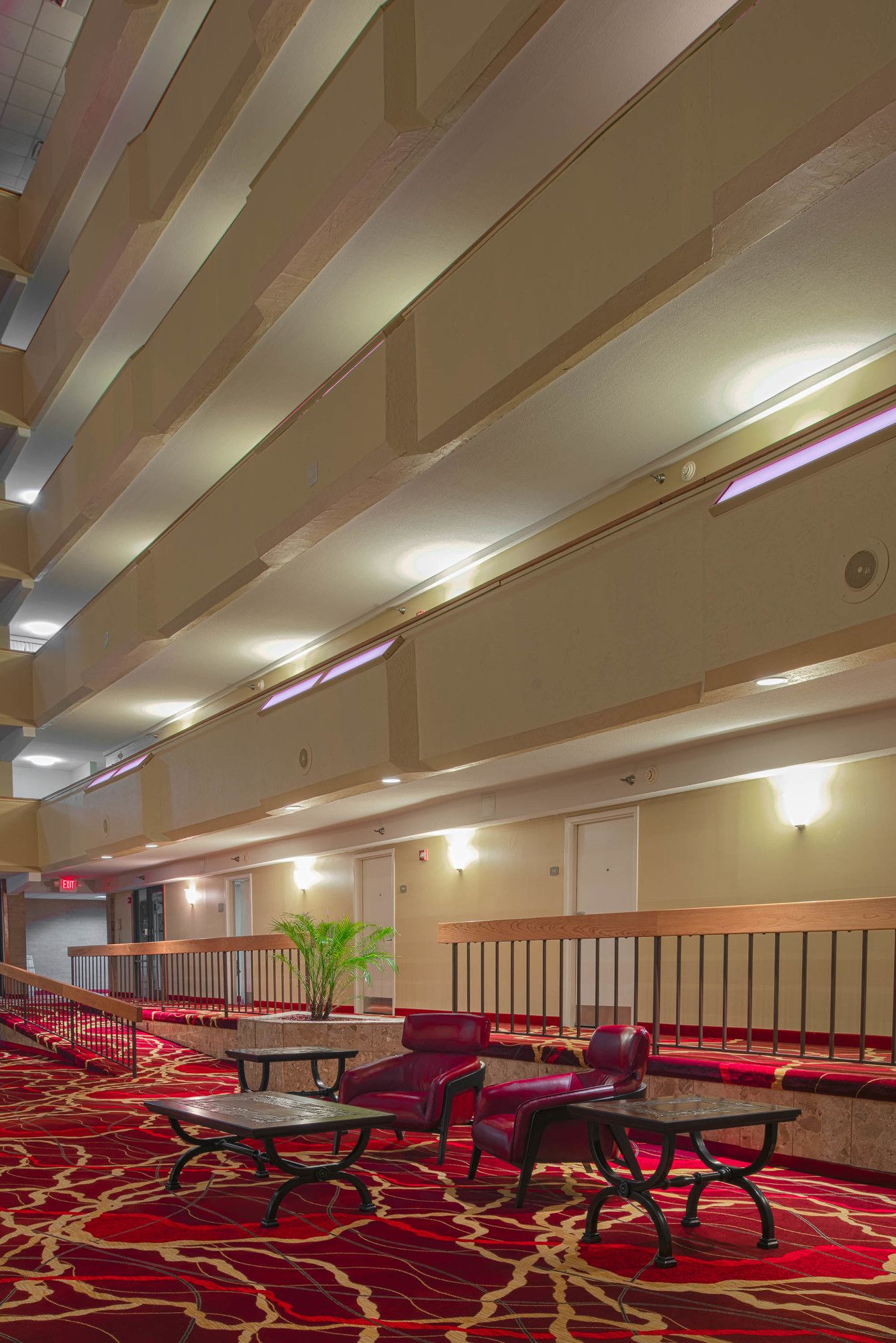 MCM Eleganté Hotel & Suites
