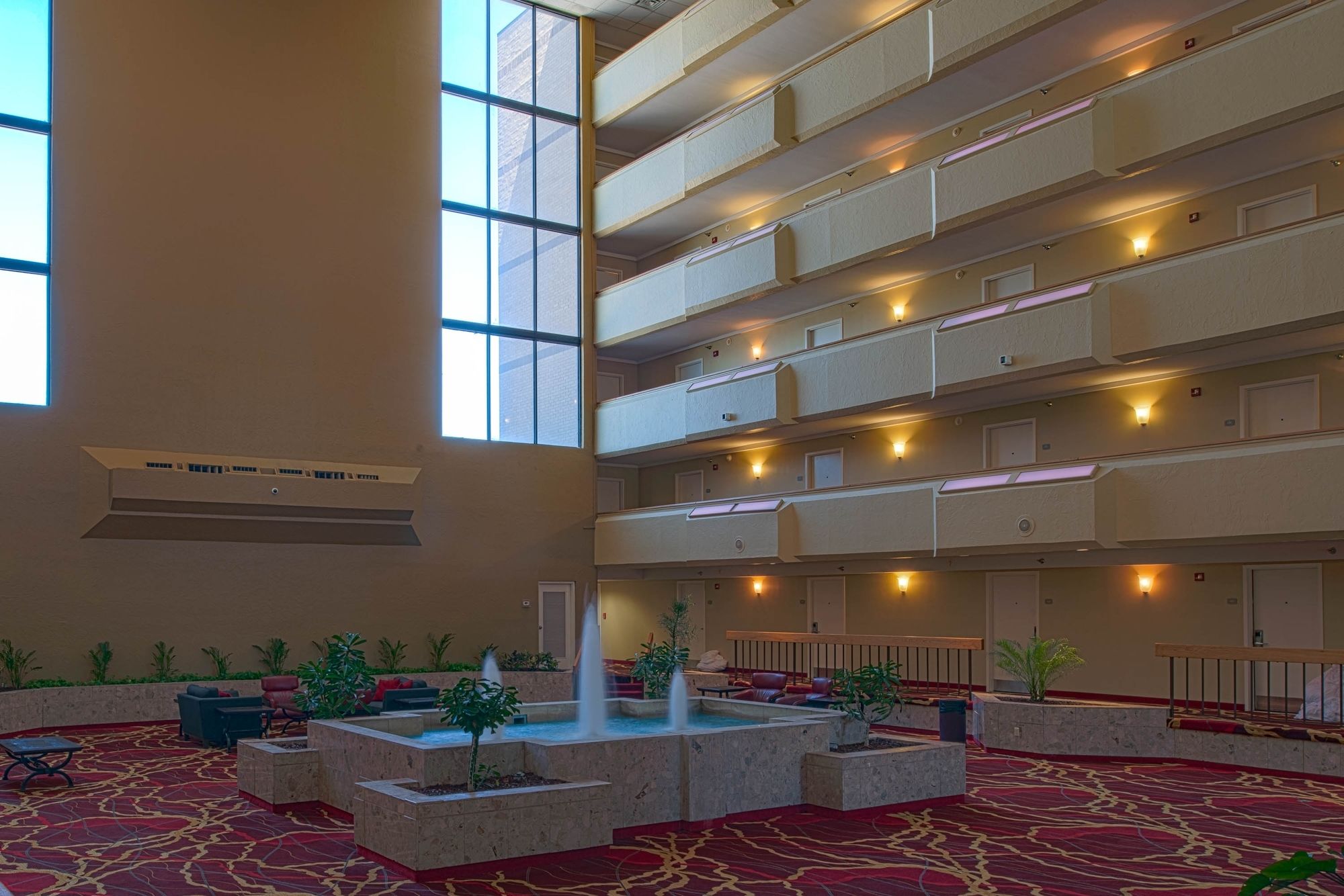 MCM Eleganté Hotel & Suites