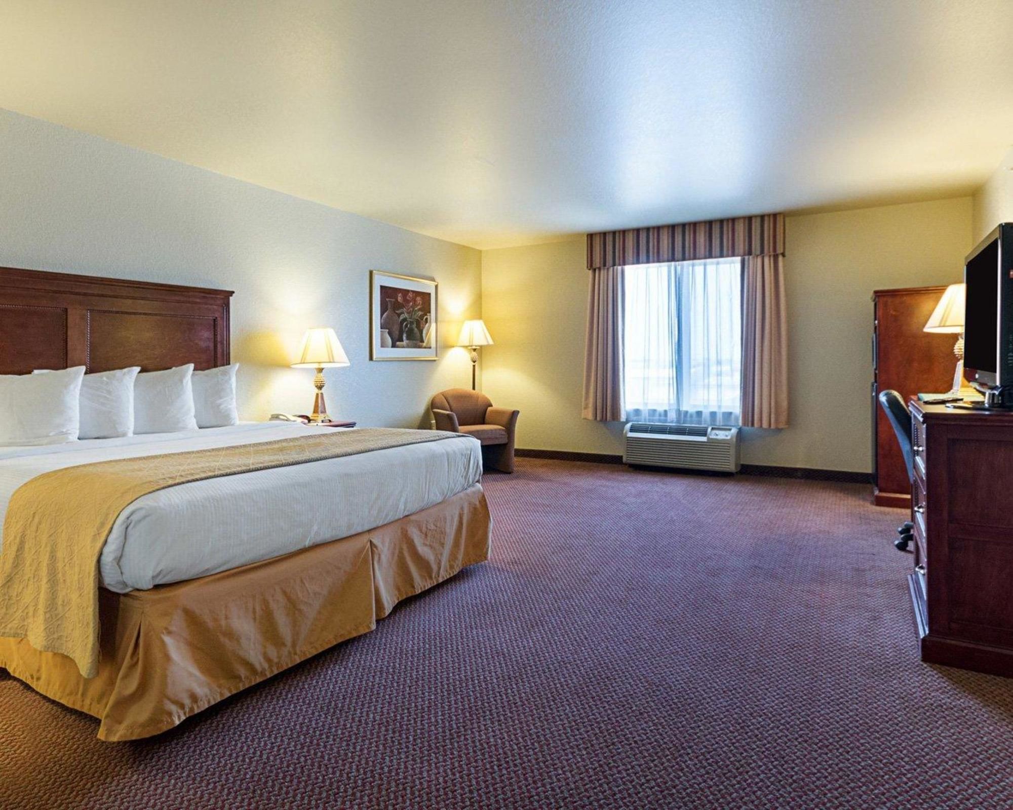 Comfort Inn & Suites