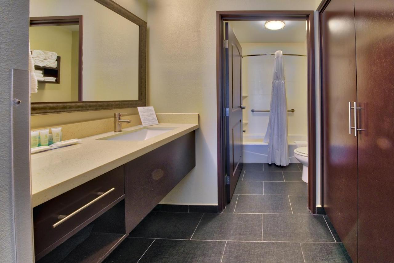 Staybridge Suites Lubbock South
