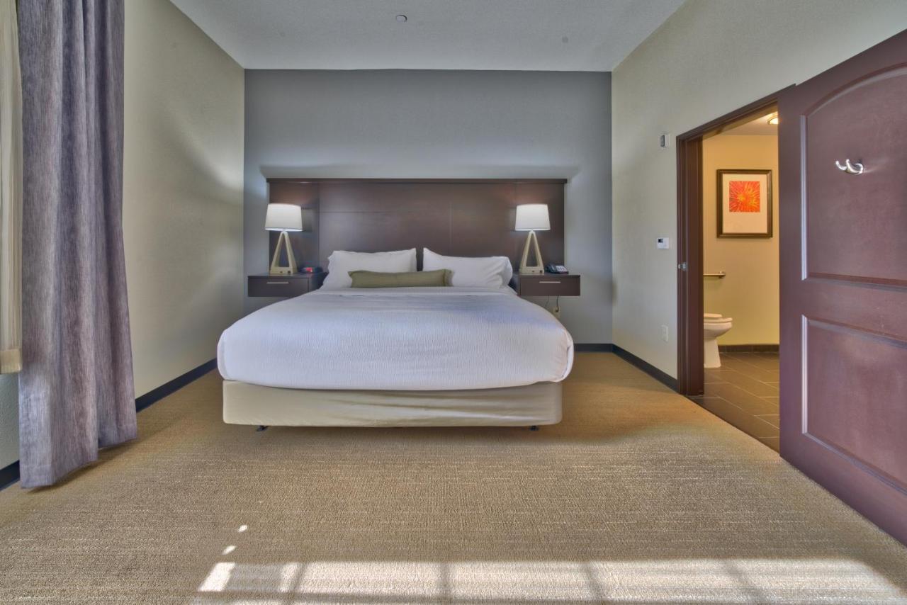 Staybridge Suites Lubbock South