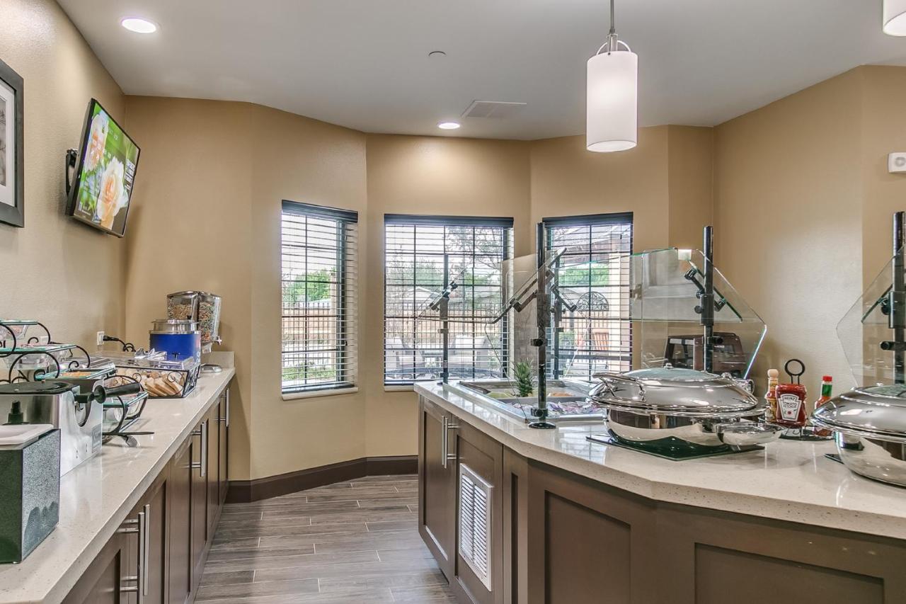 Staybridge Suites Lubbock South