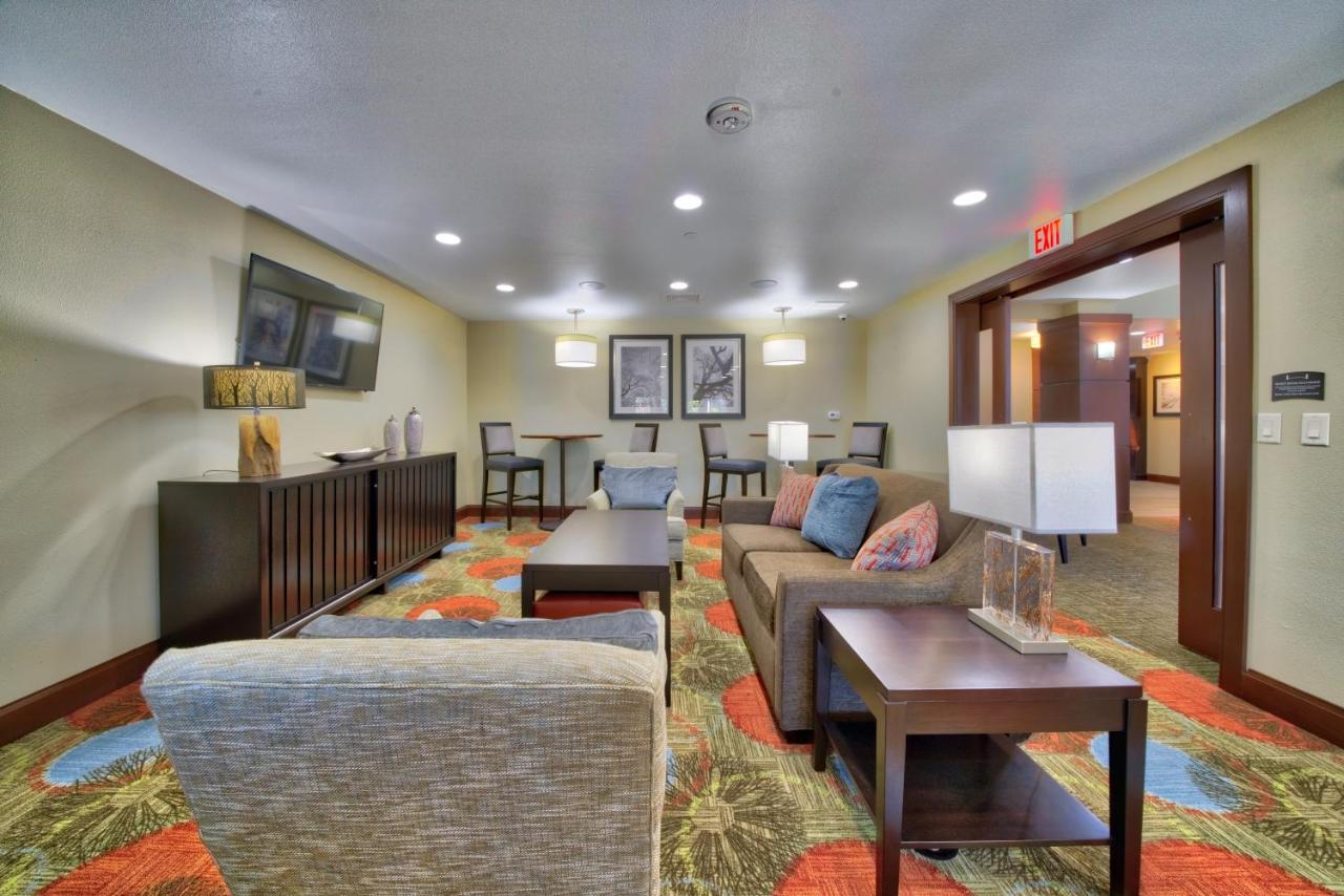 Staybridge Suites Lubbock South