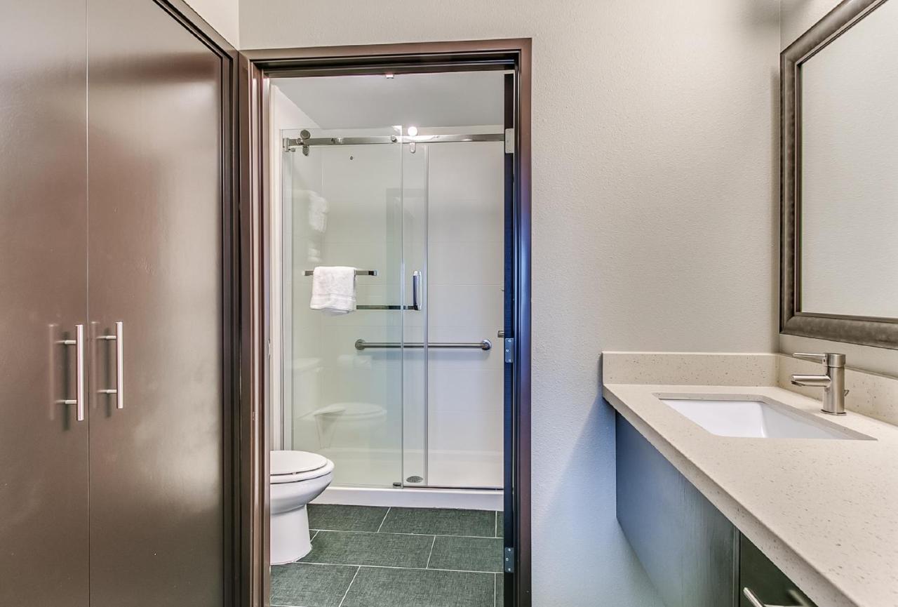 Staybridge Suites Lubbock South