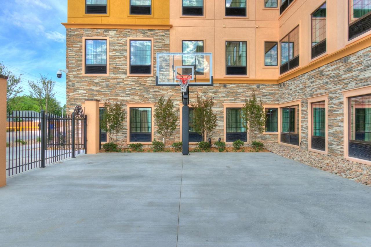 Staybridge Suites Lubbock South