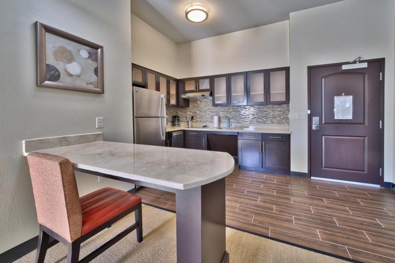 Staybridge Suites Lubbock South