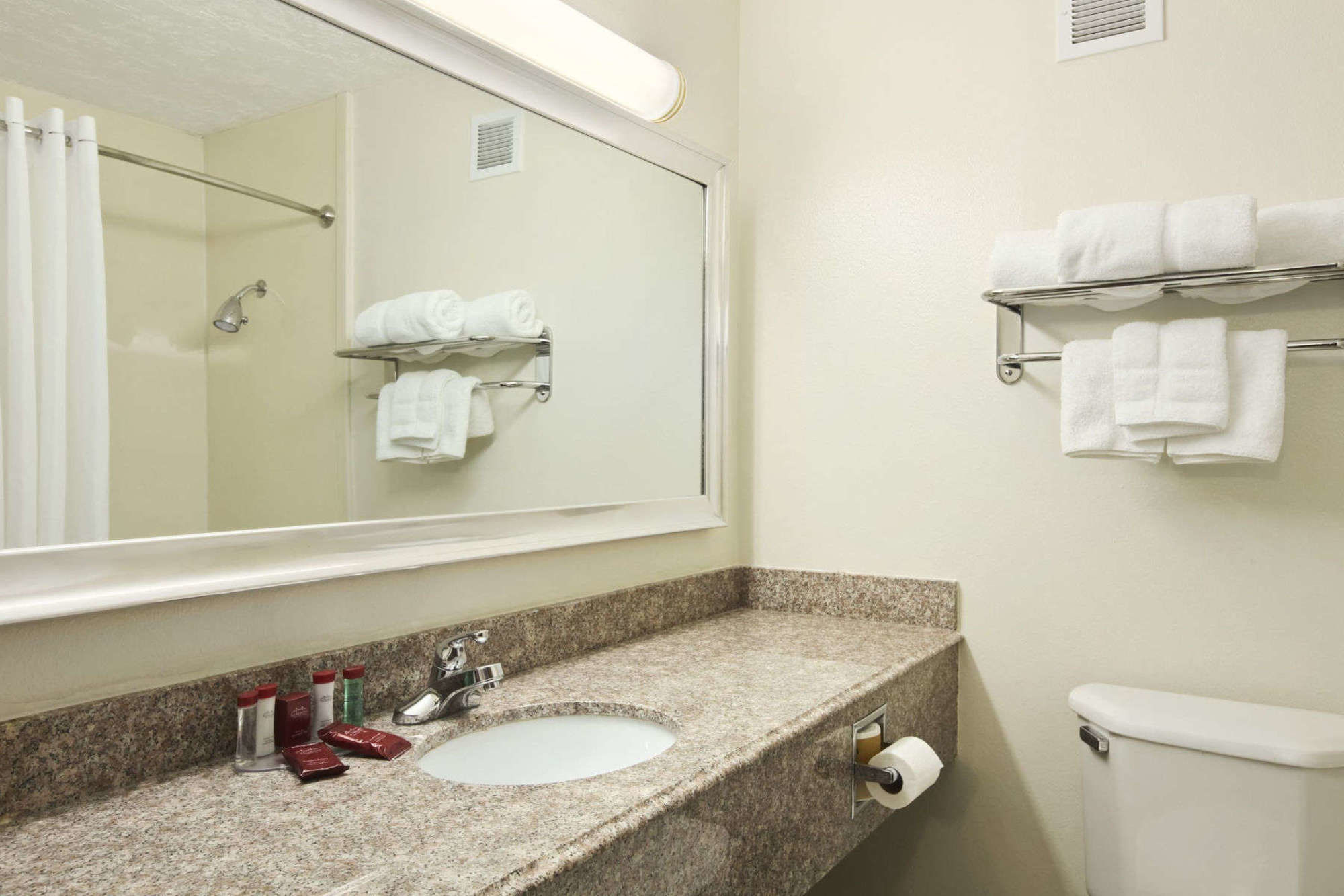 Studio 6 Lubbock Medical Center