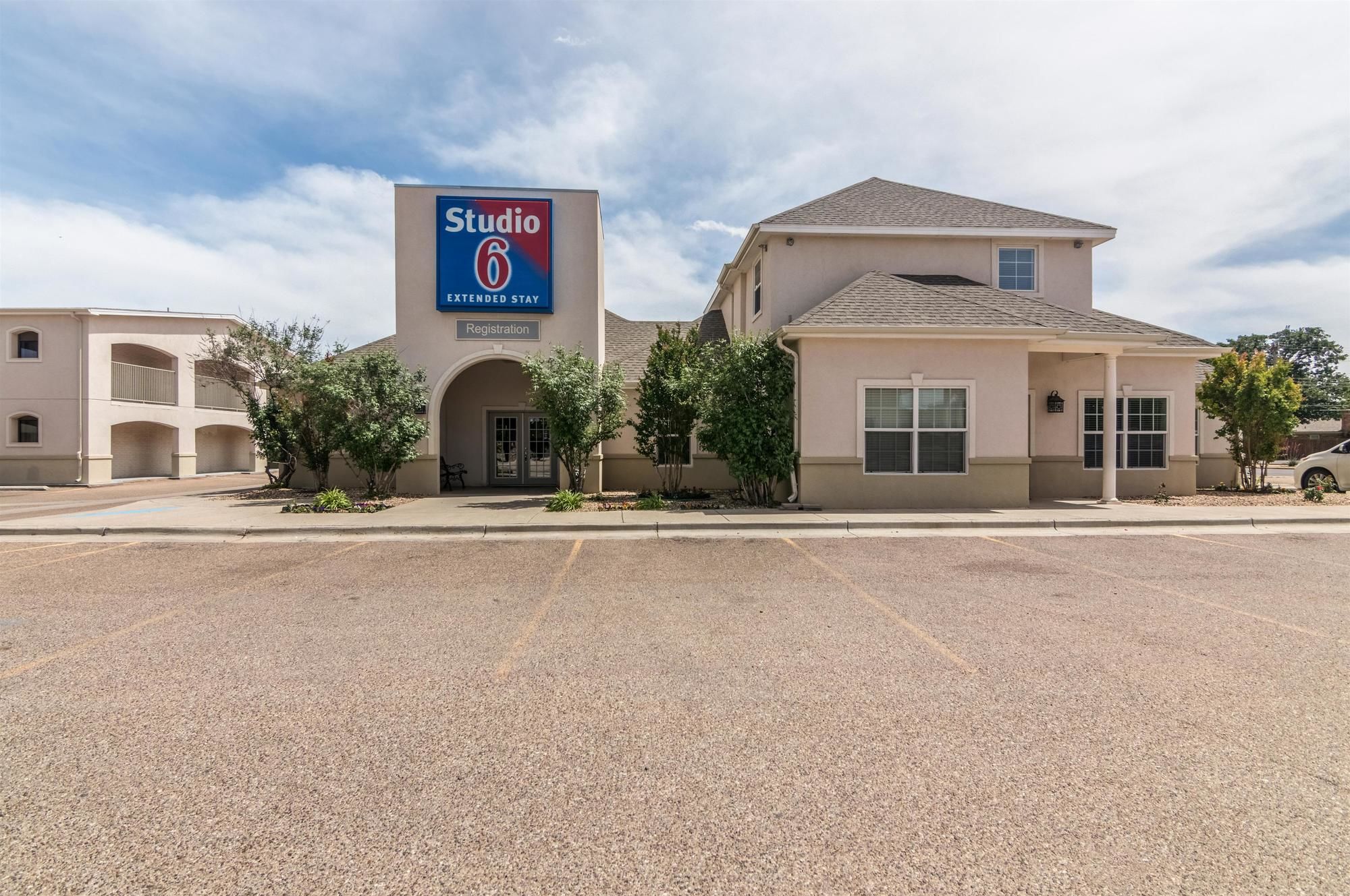 Studio 6 Lubbock Medical Center