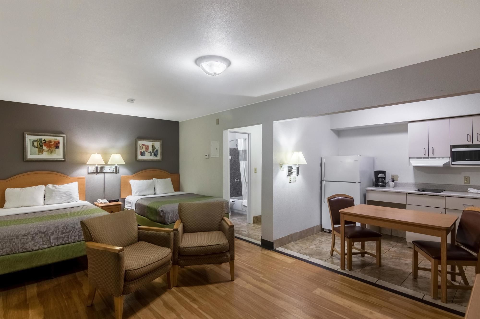 Studio 6 Lubbock Medical Center