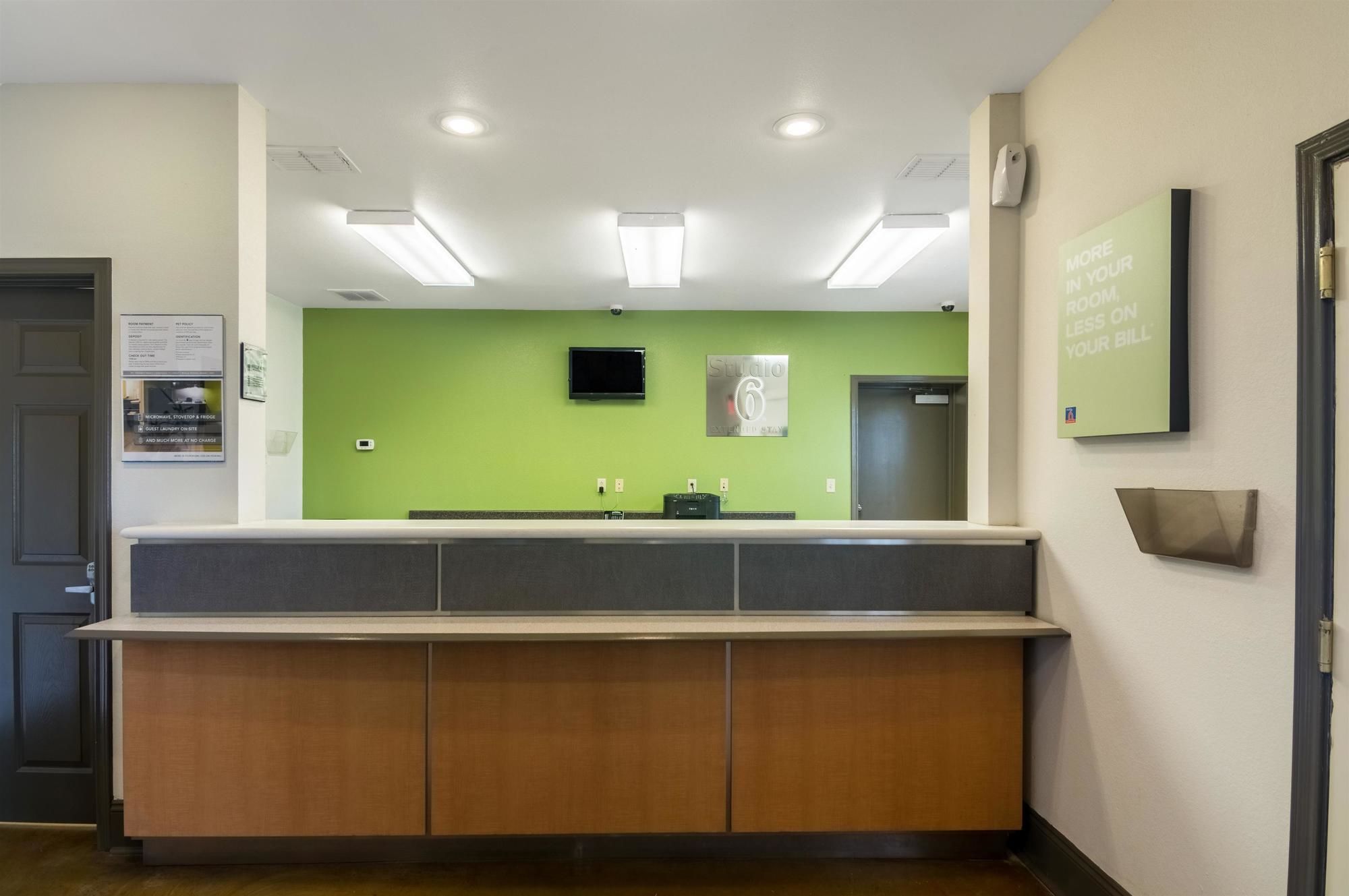 Studio 6 Lubbock Medical Center