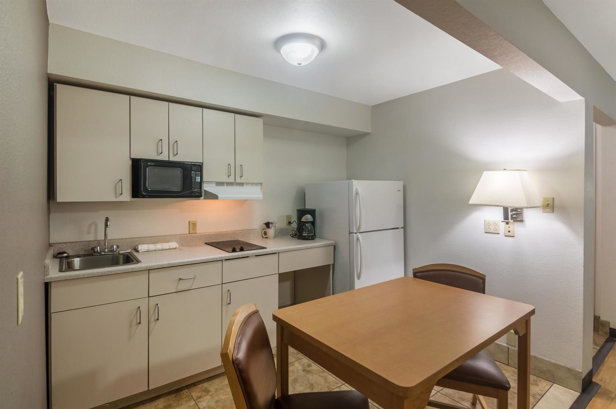 Studio 6 Lubbock Medical Center