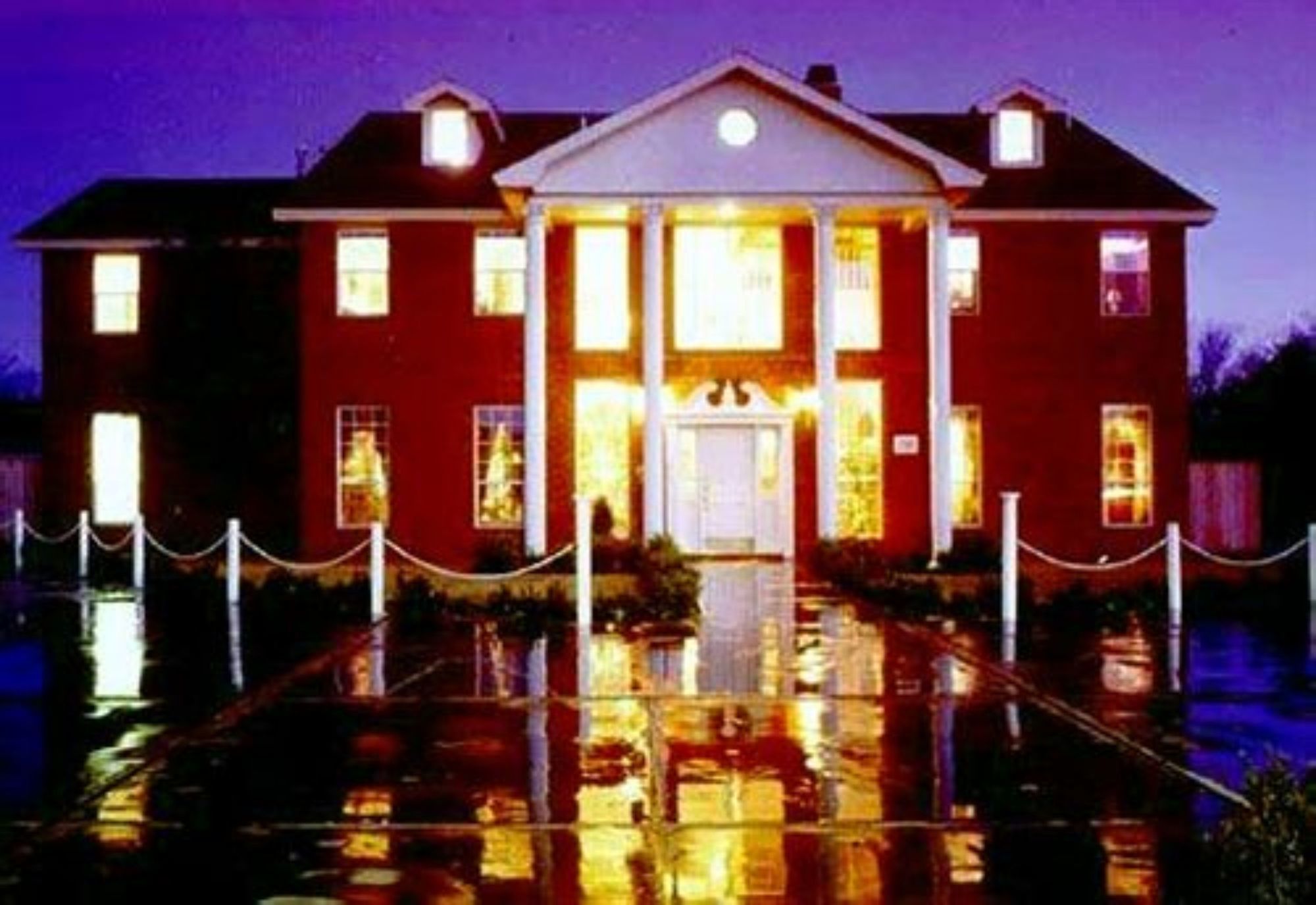 Woodrow House Bed & Breakfast