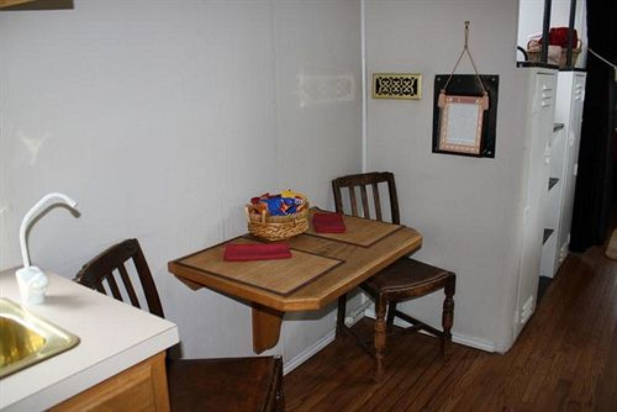 Woodrow House Bed & Breakfast