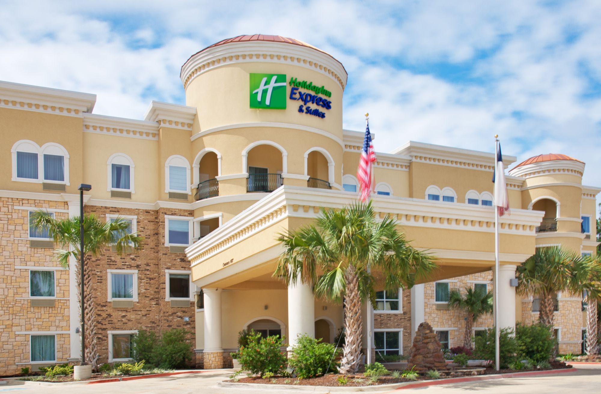 Holiday Inn Express & Suites Lufkin South