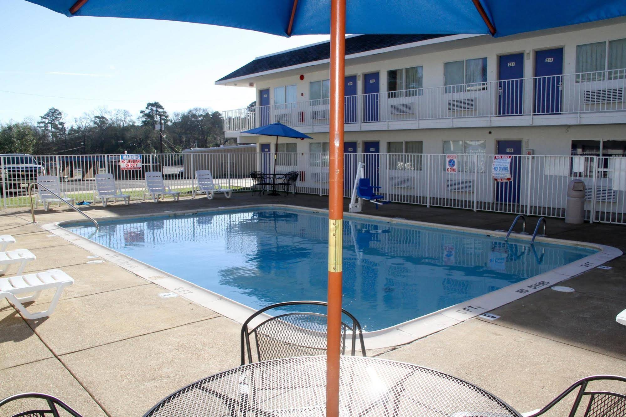 Motel 6 Lufkin