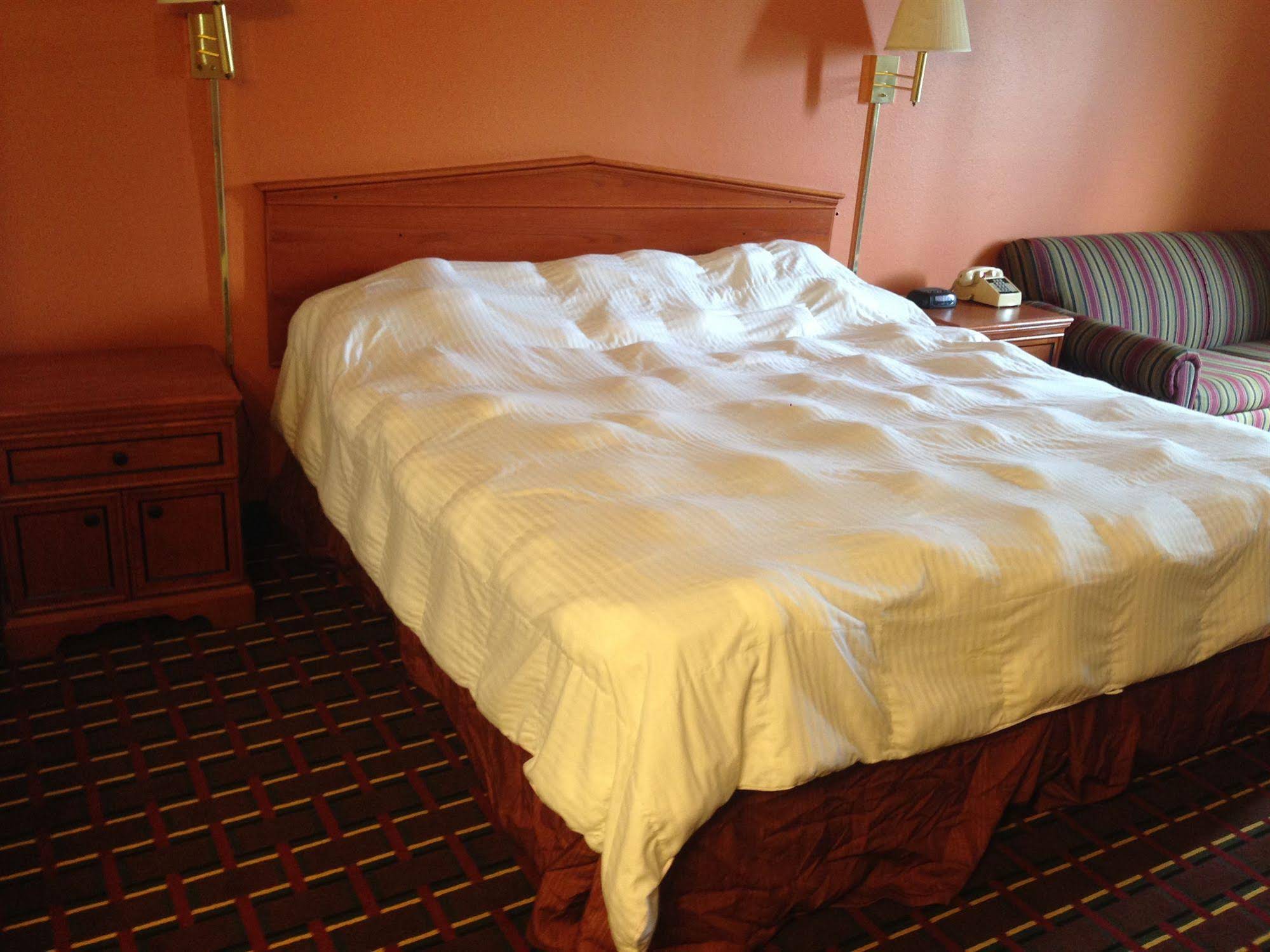 Texas Inn & Suites