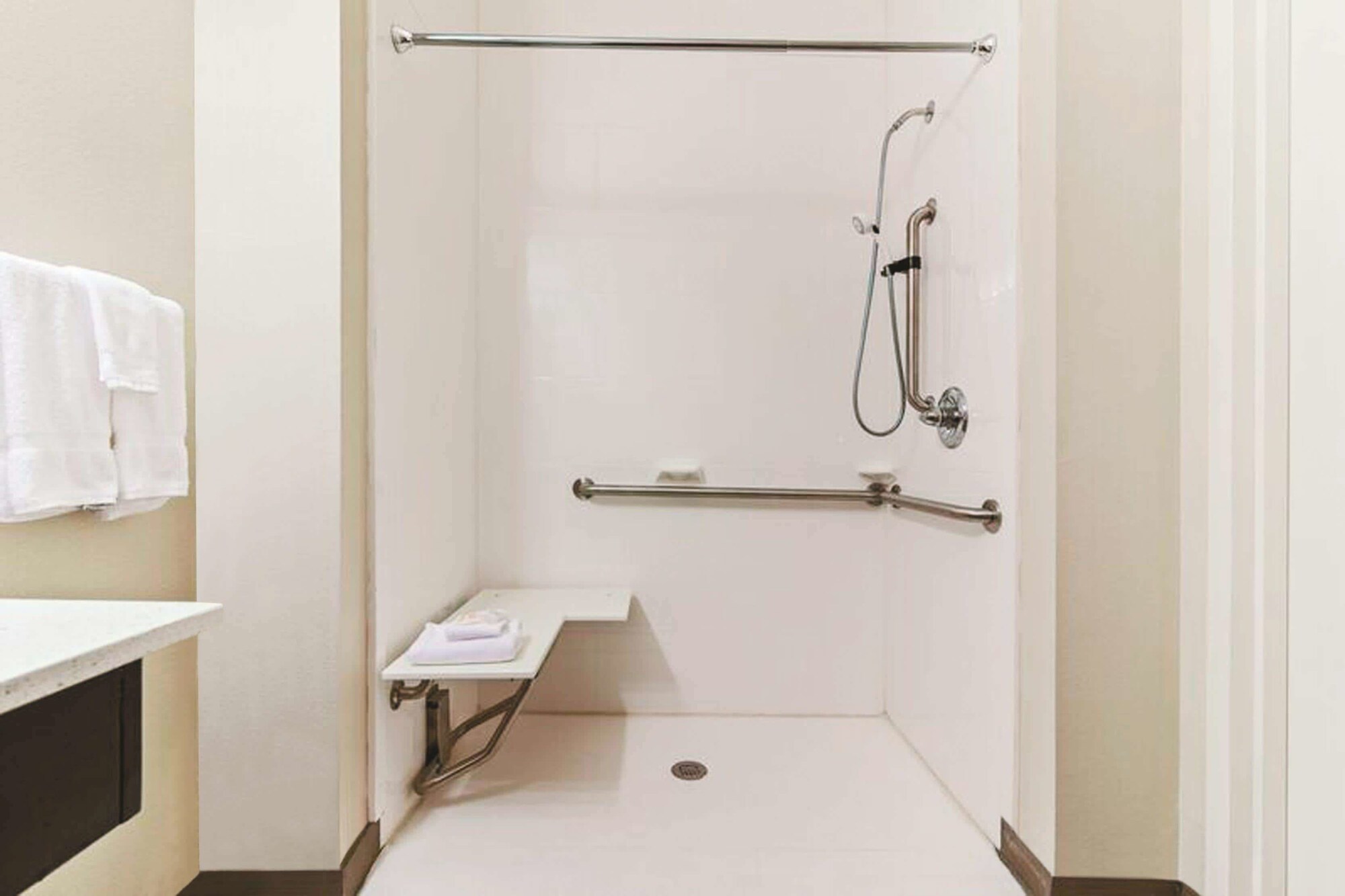 La Quinta Inn & Suites by Wyndham Luling