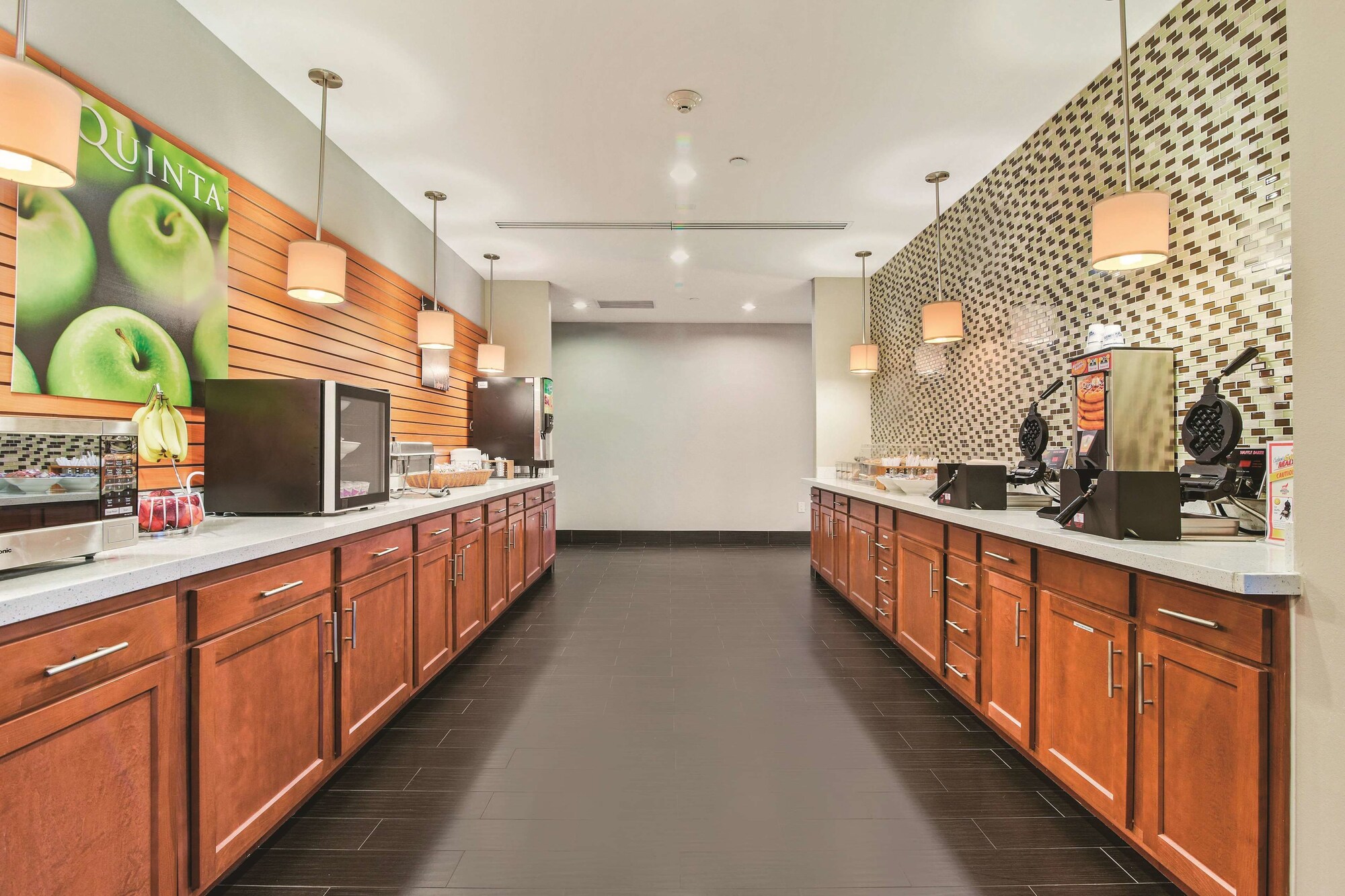 La Quinta Inn & Suites by Wyndham Luling