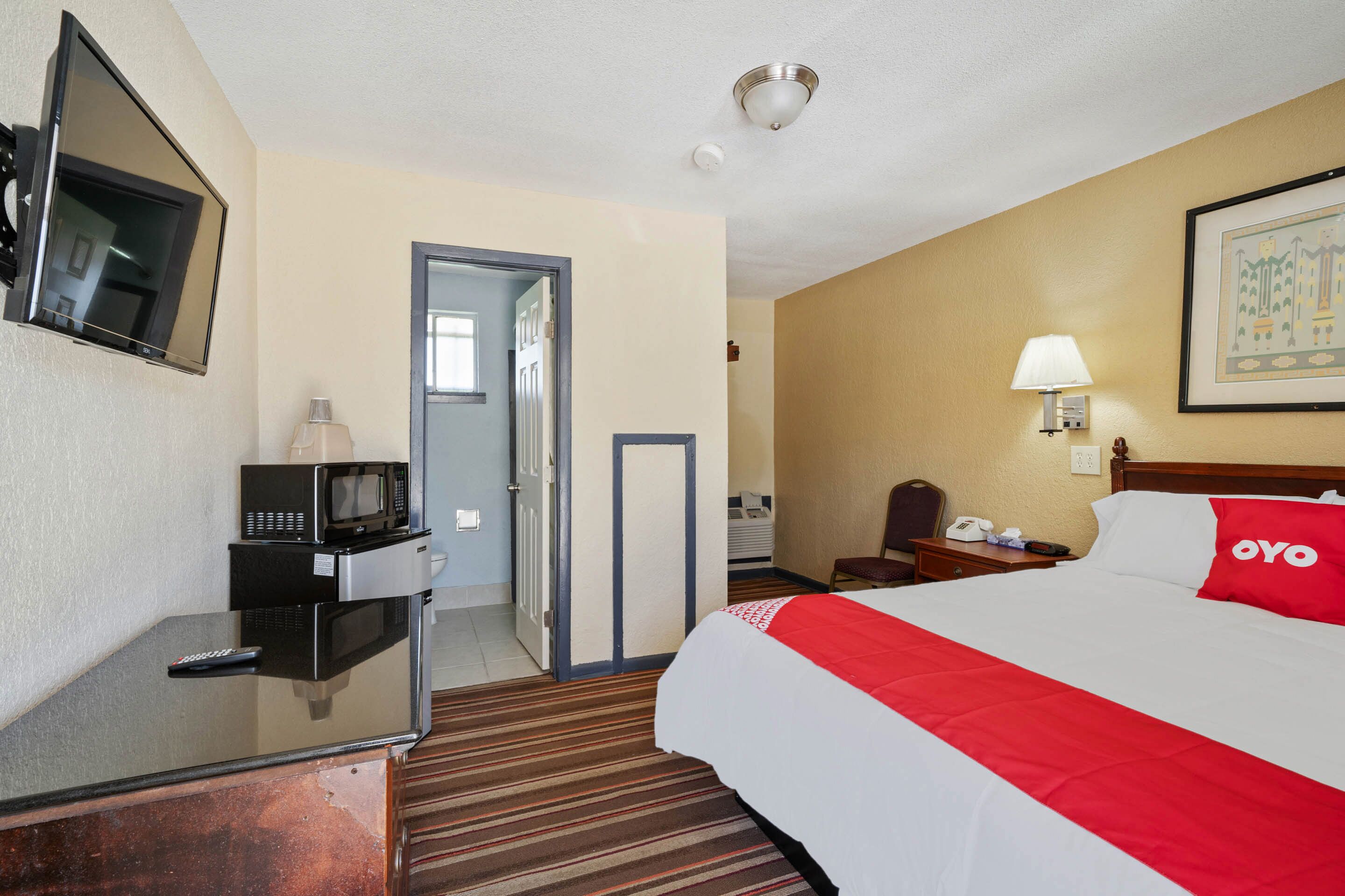 OYO Hotel Luling TX Downtown I-10/US-90