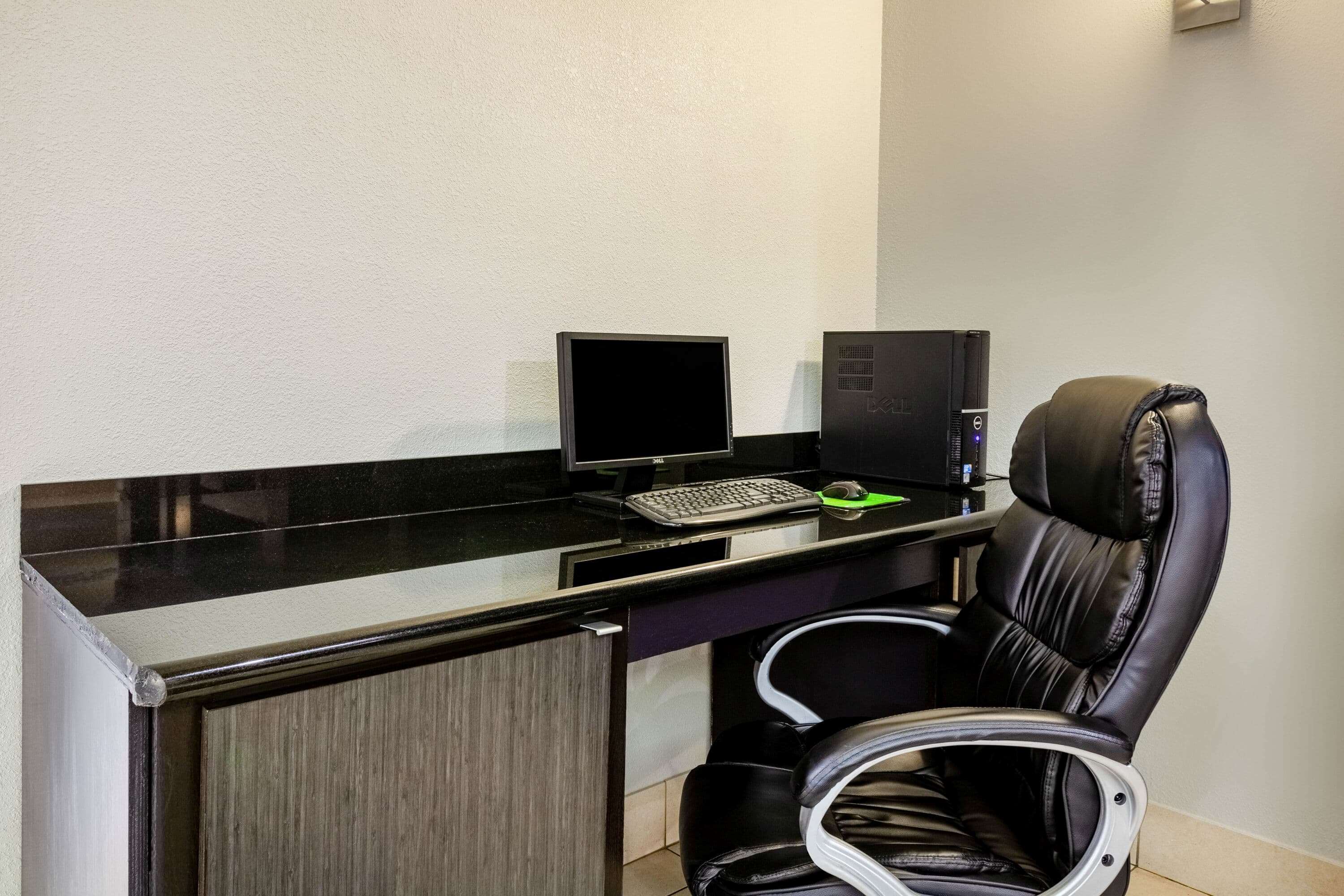 La Quinta Inn & Suites by Wyndham Lumberton