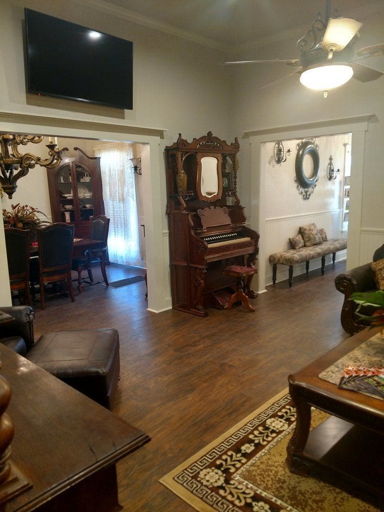 Bridget's Bed & Breakfast