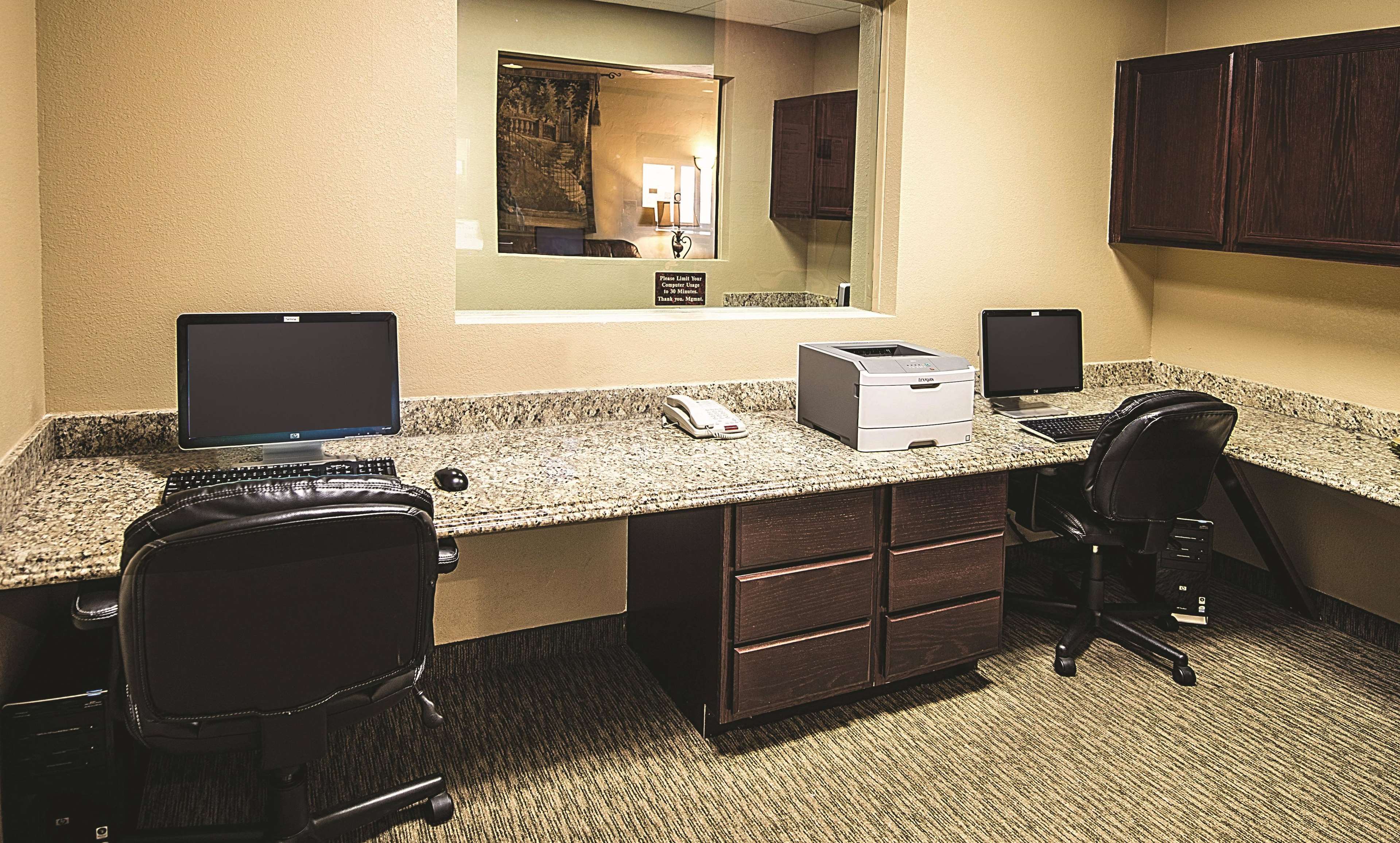 La Quinta Inn & Suites by Wyndham Marble Falls
