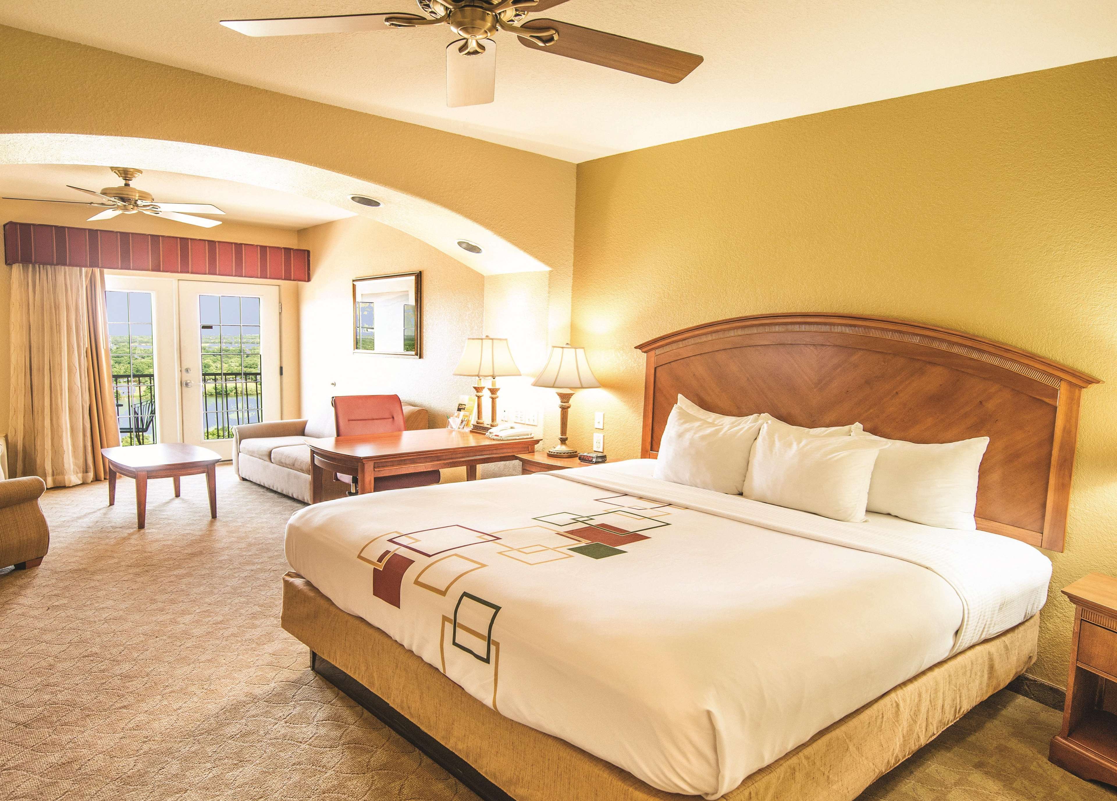 La Quinta Inn & Suites by Wyndham Marble Falls