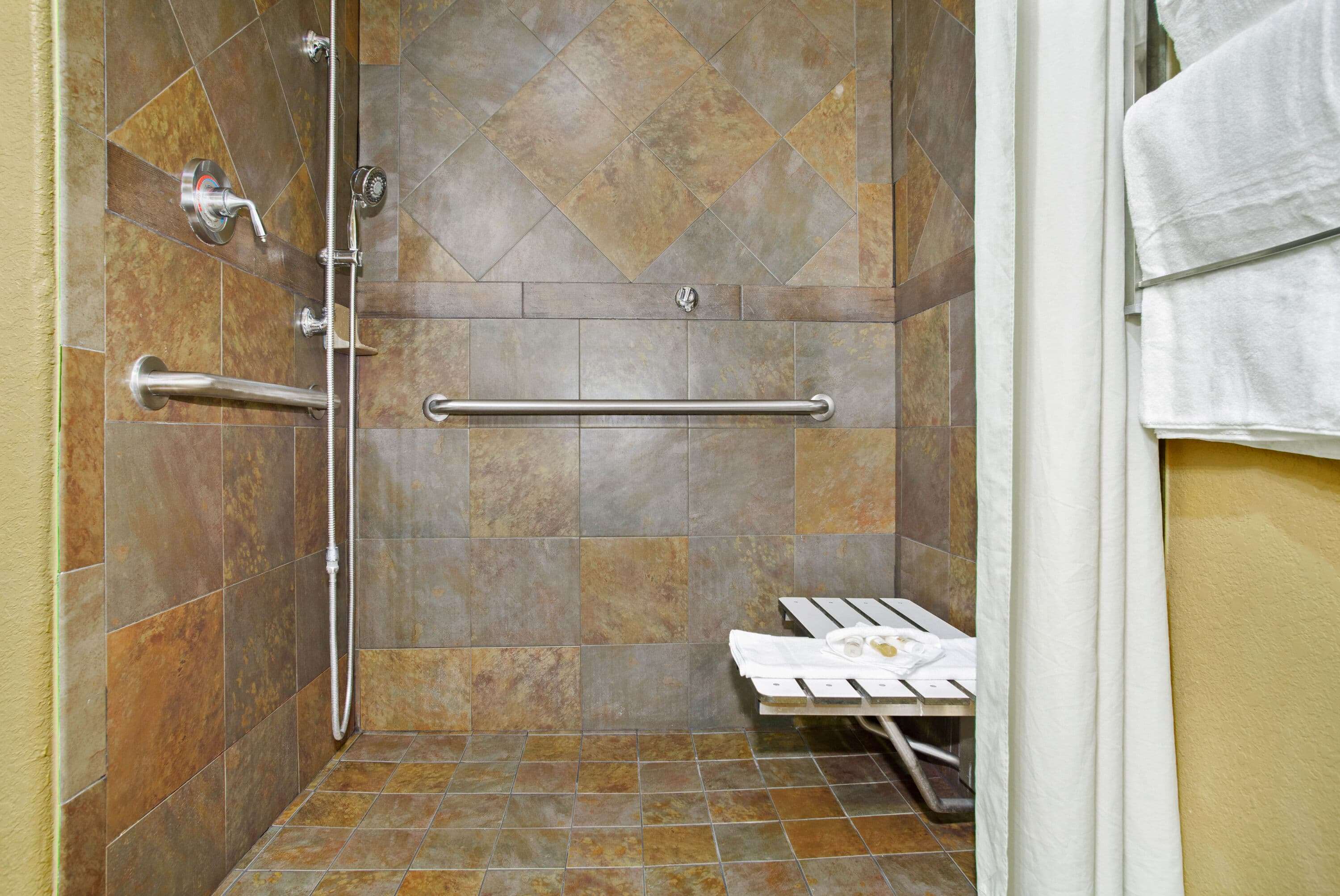 La Quinta Inn & Suites by Wyndham Marble Falls