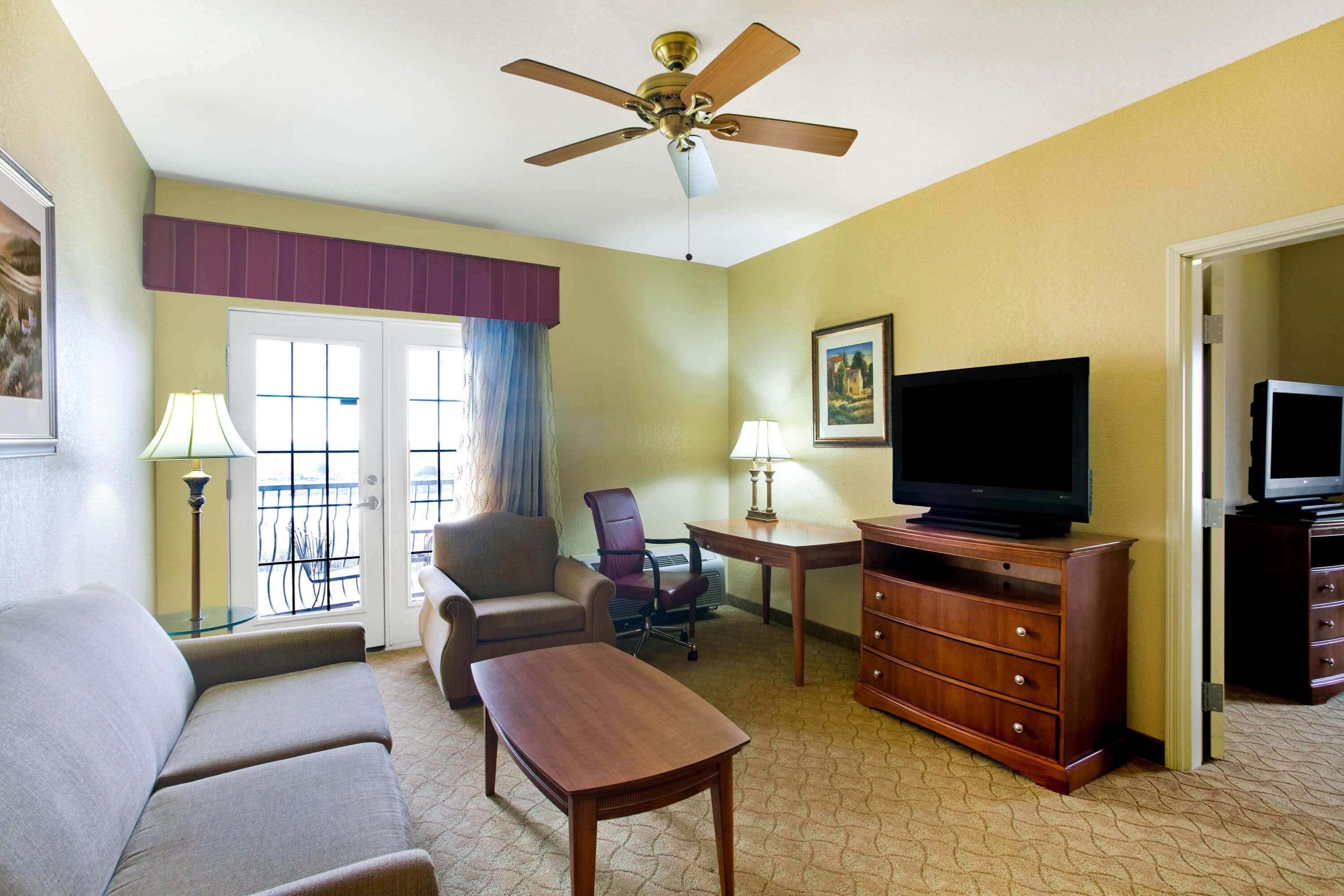 La Quinta Inn & Suites by Wyndham Marble Falls