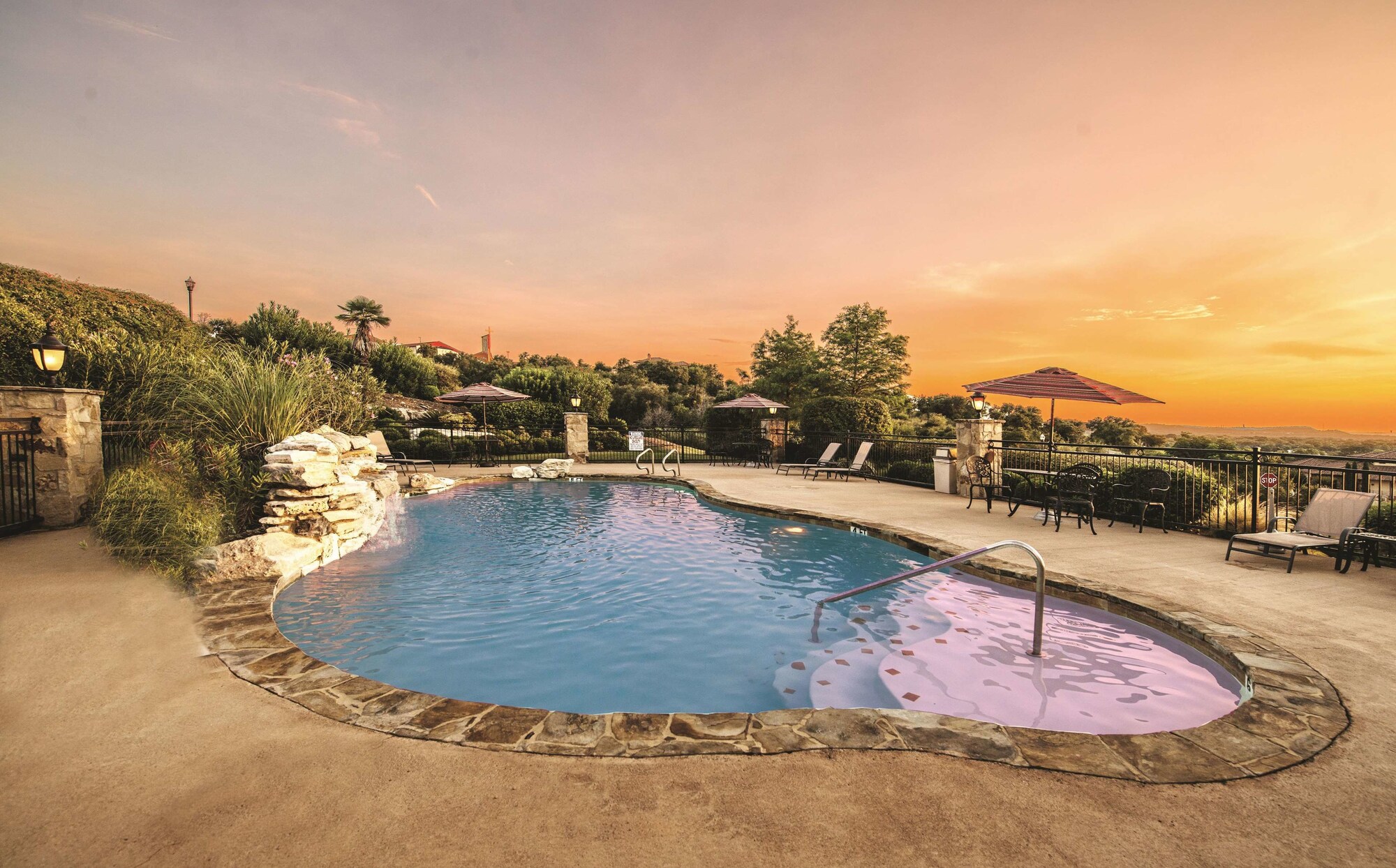 La Quinta Inn & Suites by Wyndham Marble Falls
