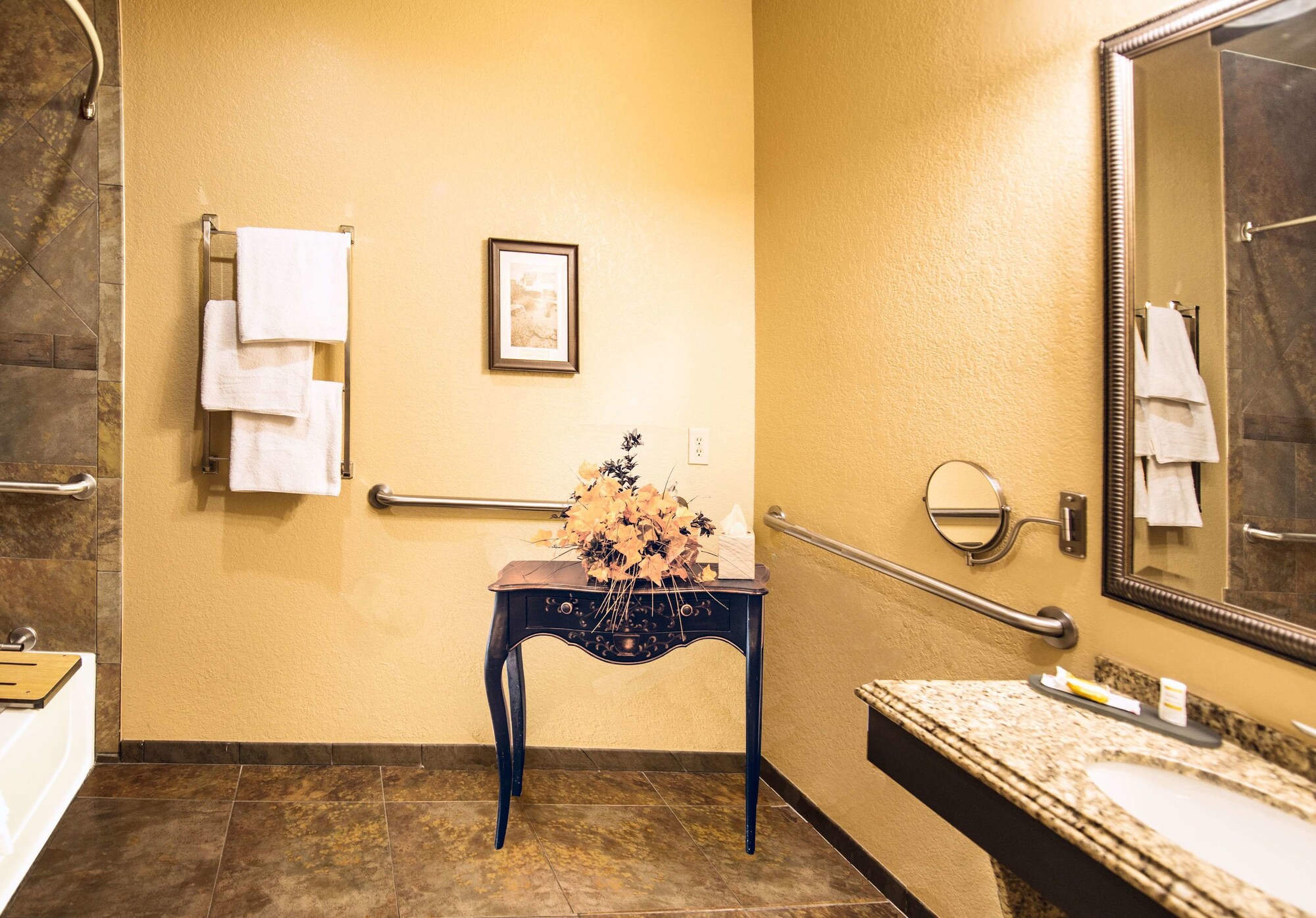 La Quinta Inn & Suites by Wyndham Marble Falls