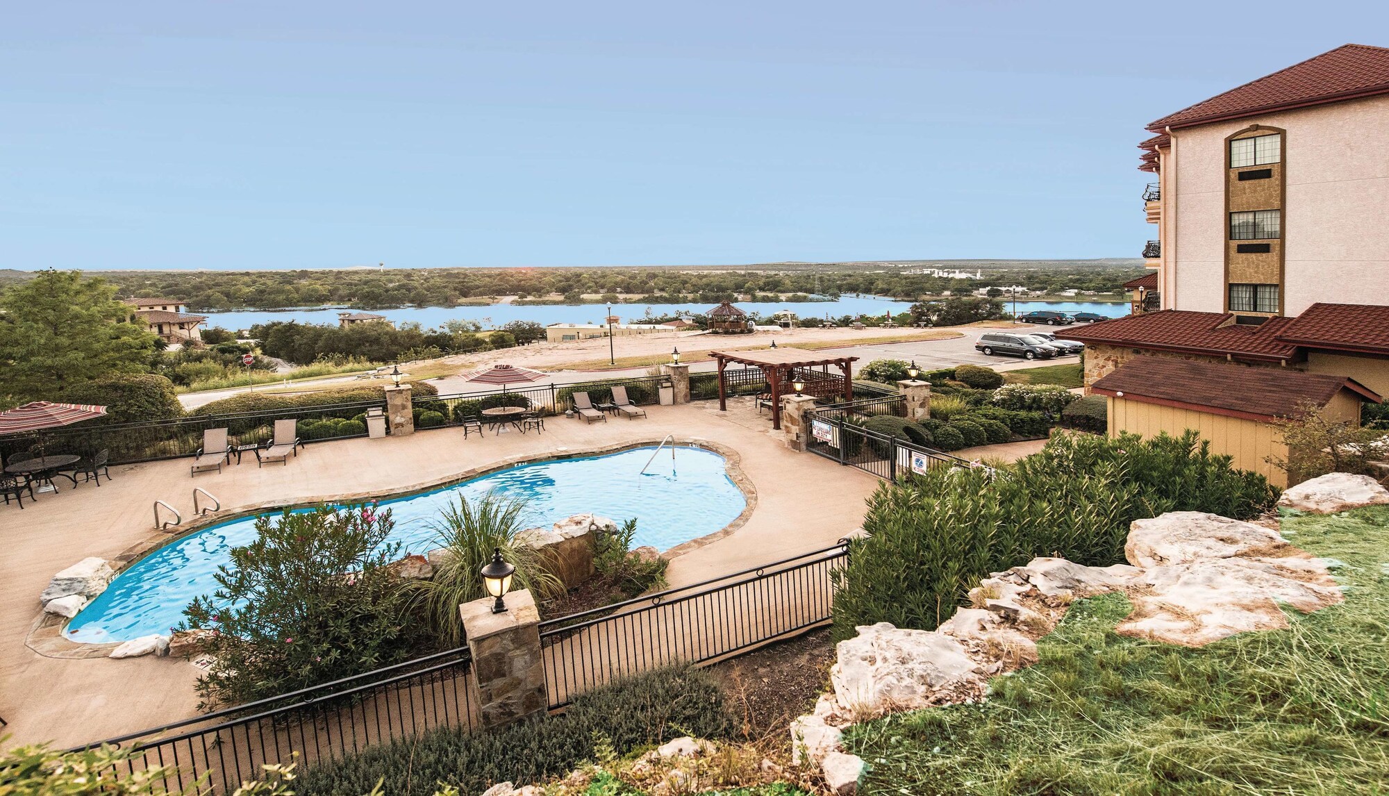 La Quinta Inn & Suites by Wyndham Marble Falls