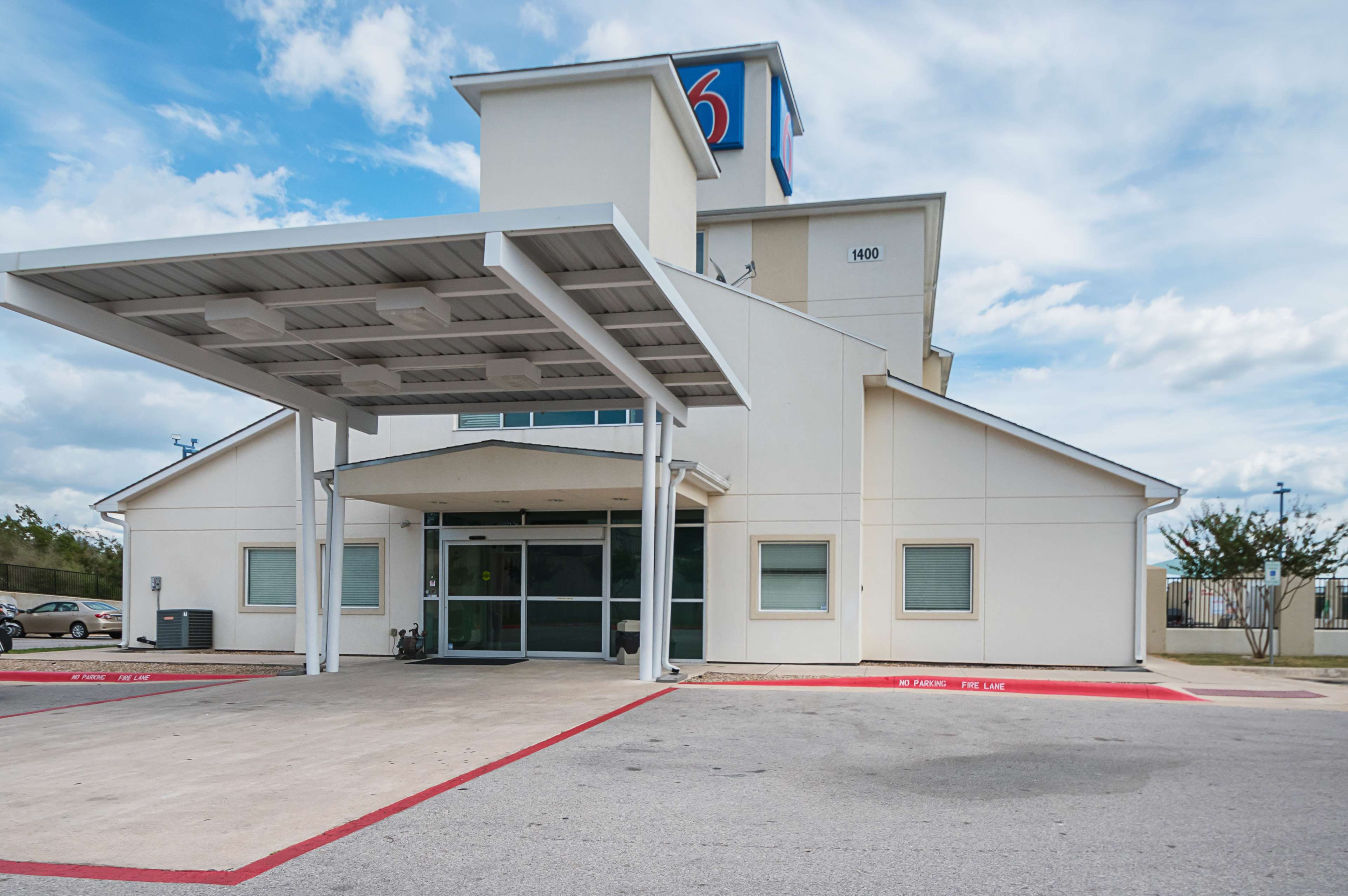 Motel 6 Marble Falls