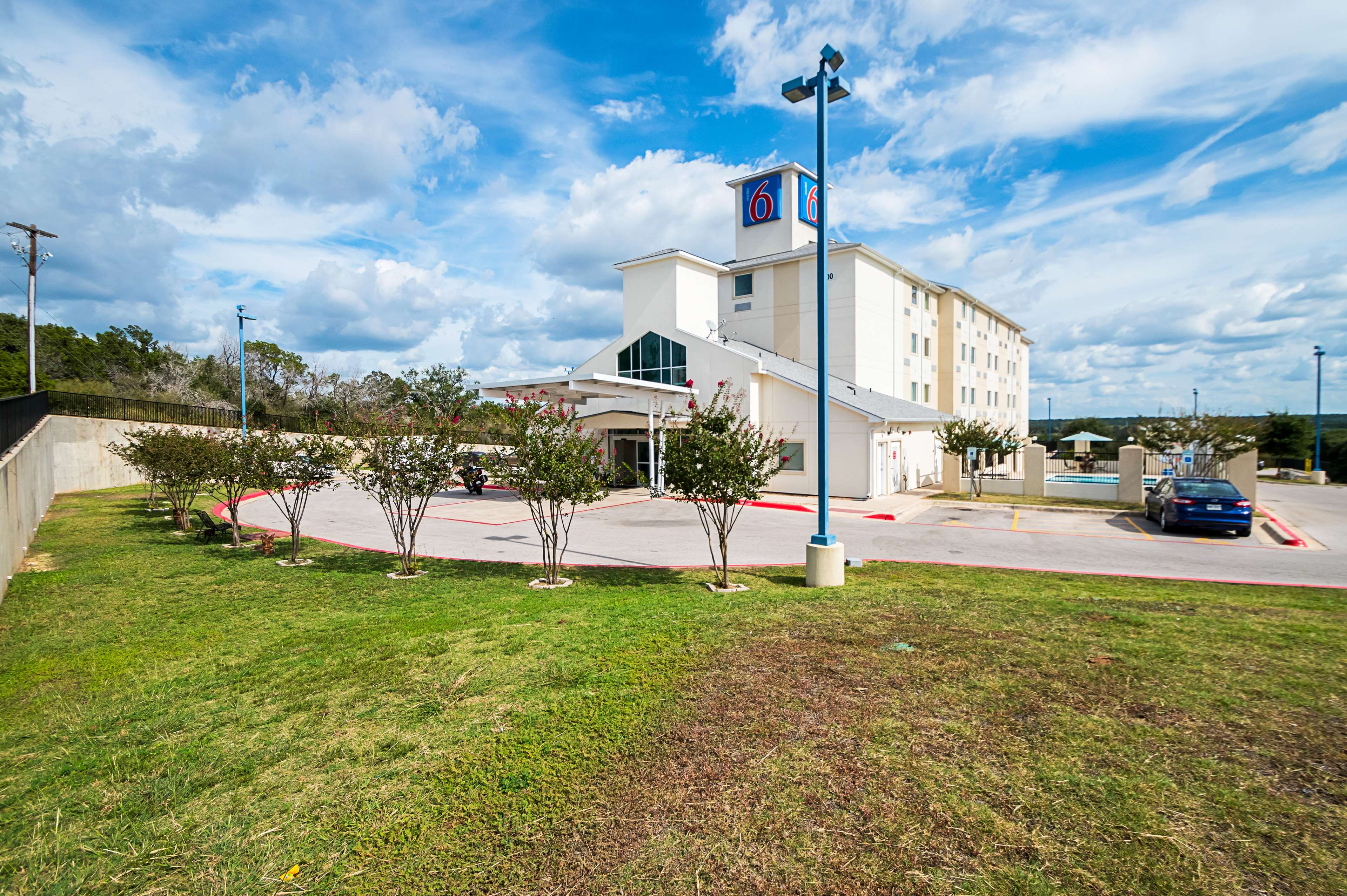 Motel 6 Marble Falls