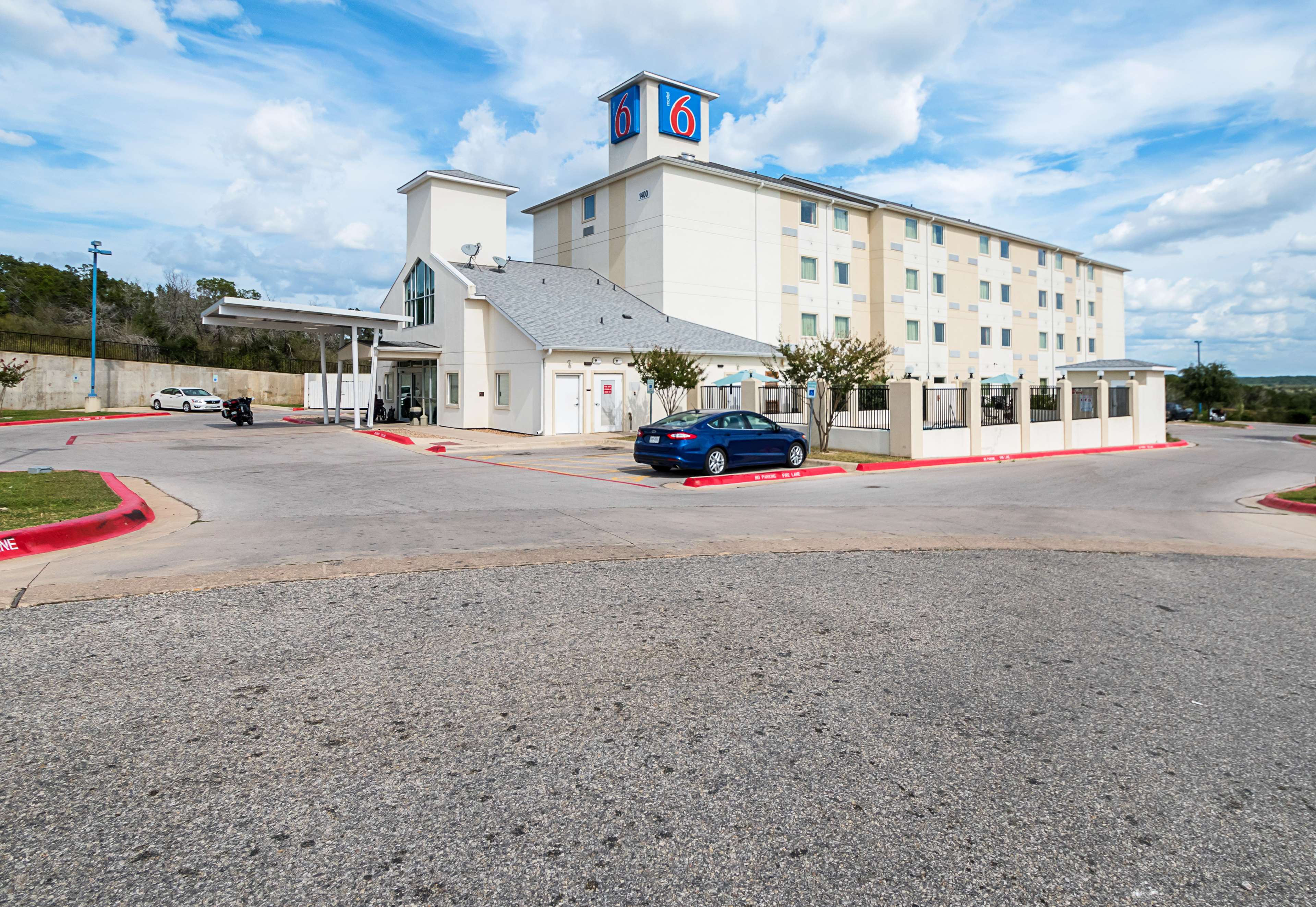 Motel 6 Marble Falls