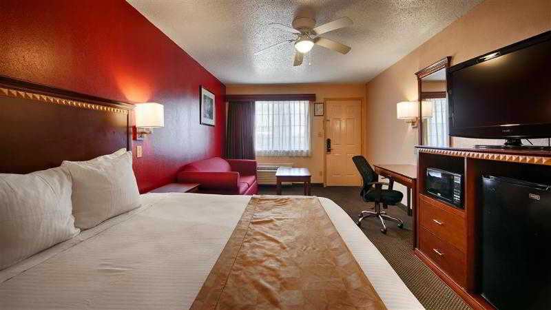 Best Western Executive Inn