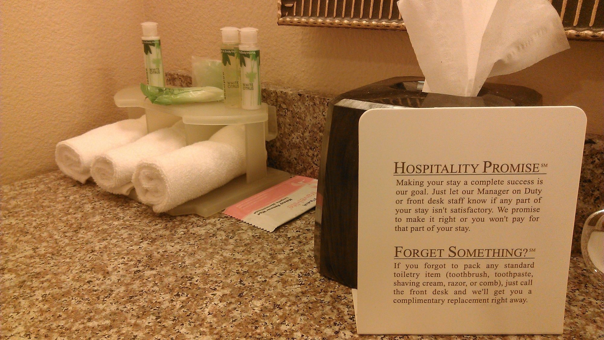 Holiday Inn Express Hotel & Suites Marshall South