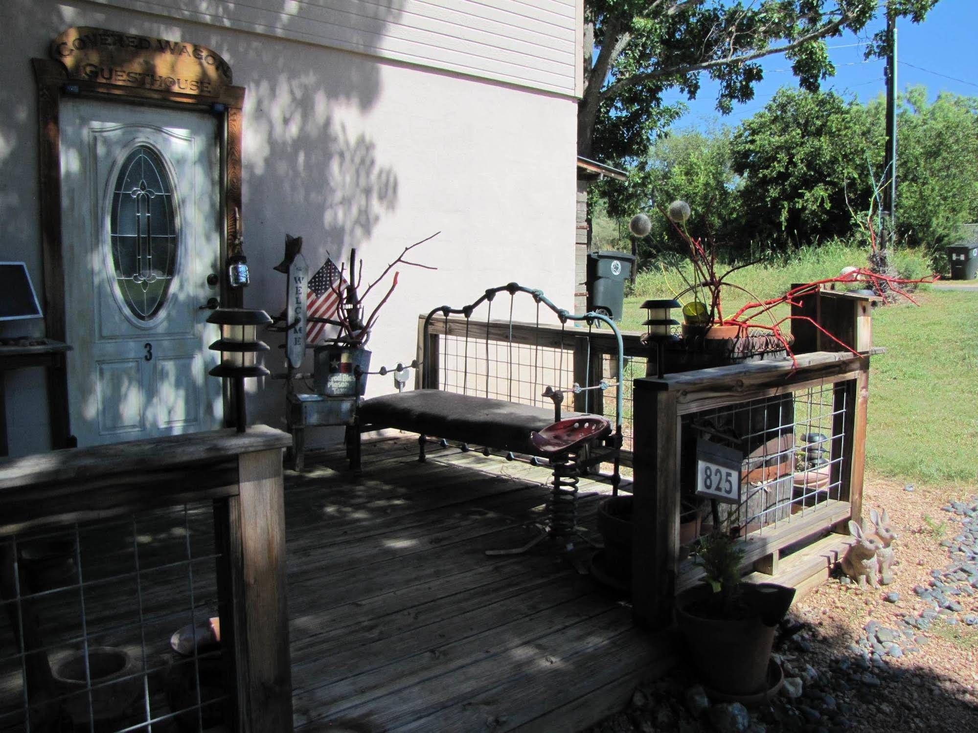 Covered Wagon Suite