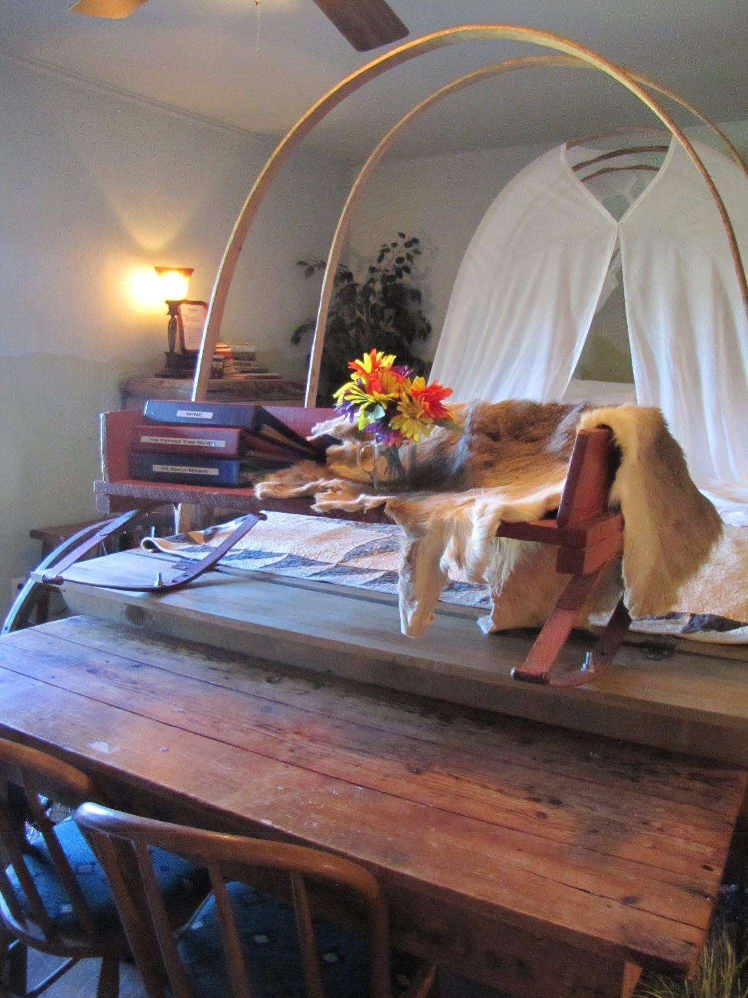 Covered Wagon Suite
