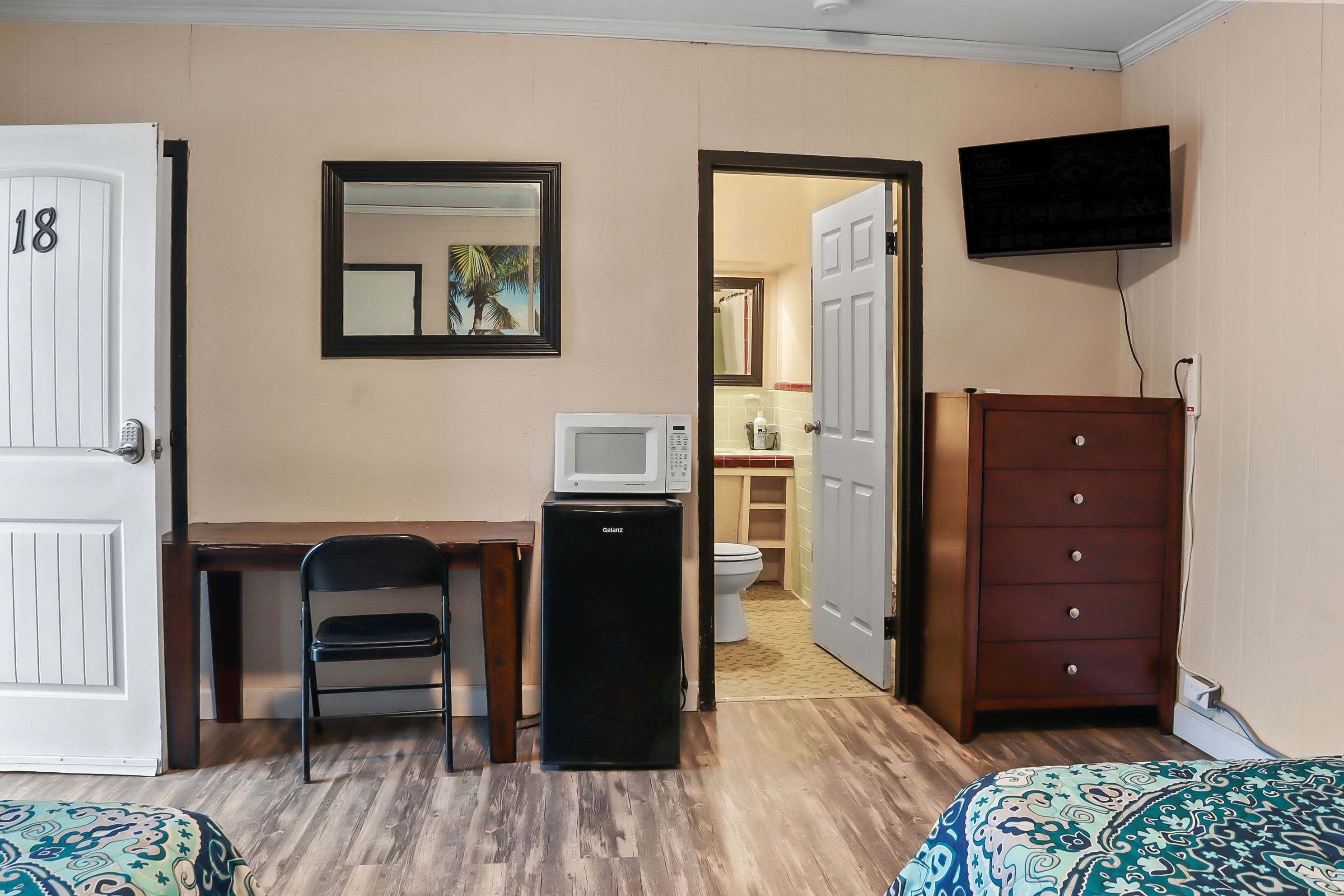 Mathis Motel & RV Park