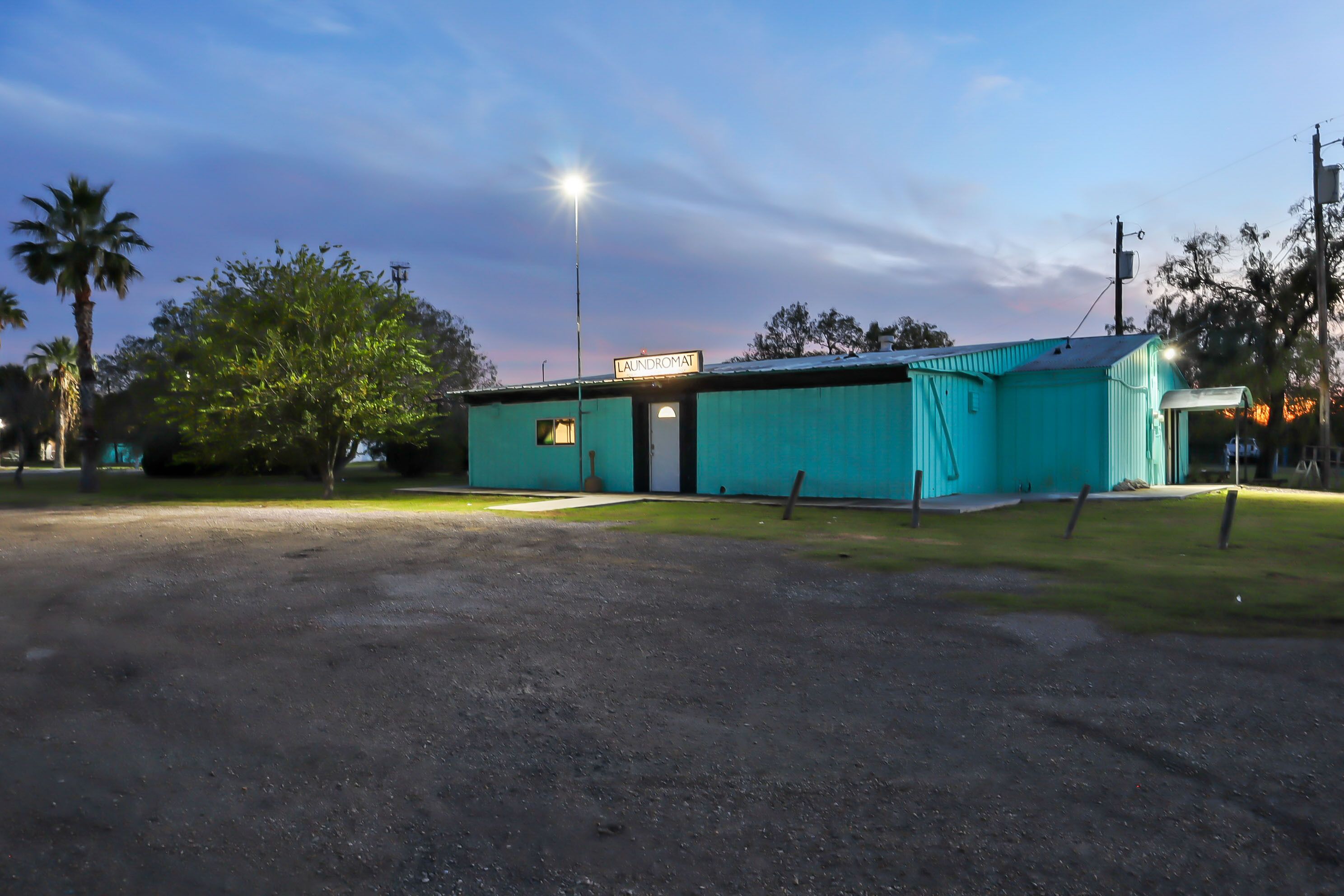 Mathis Motel & RV Park