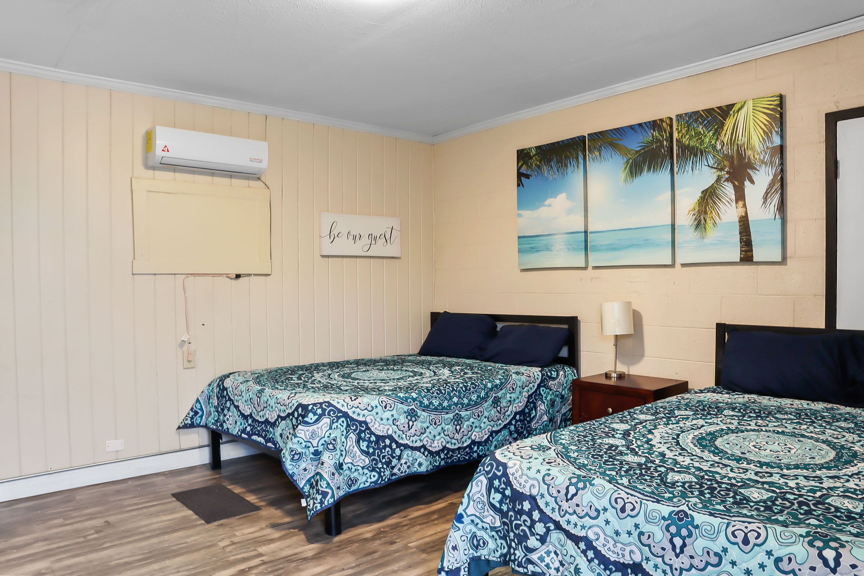 Mathis Motel & RV Park
