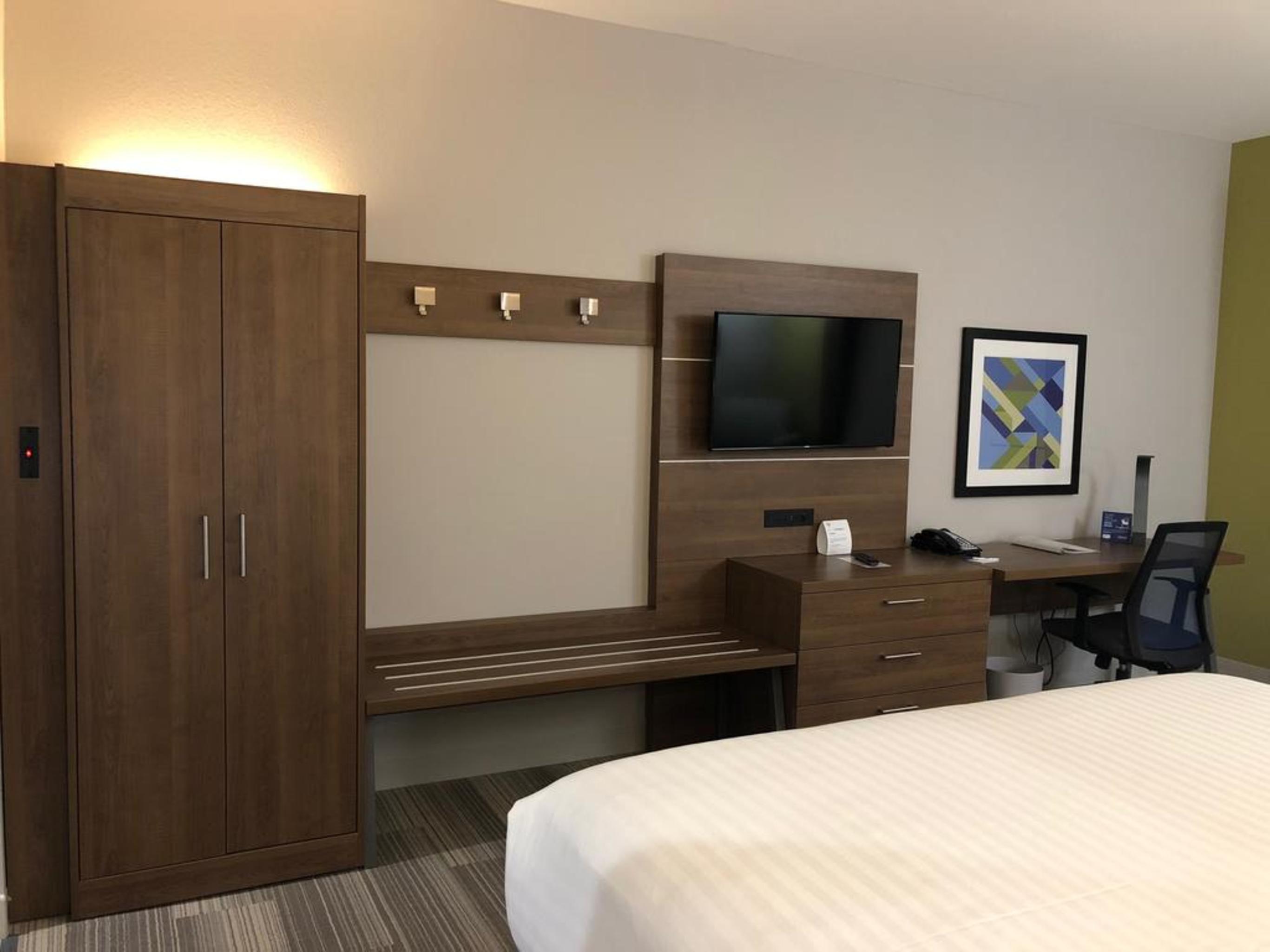 Holiday Inn Express & Suites McAllen - Medical Center Area